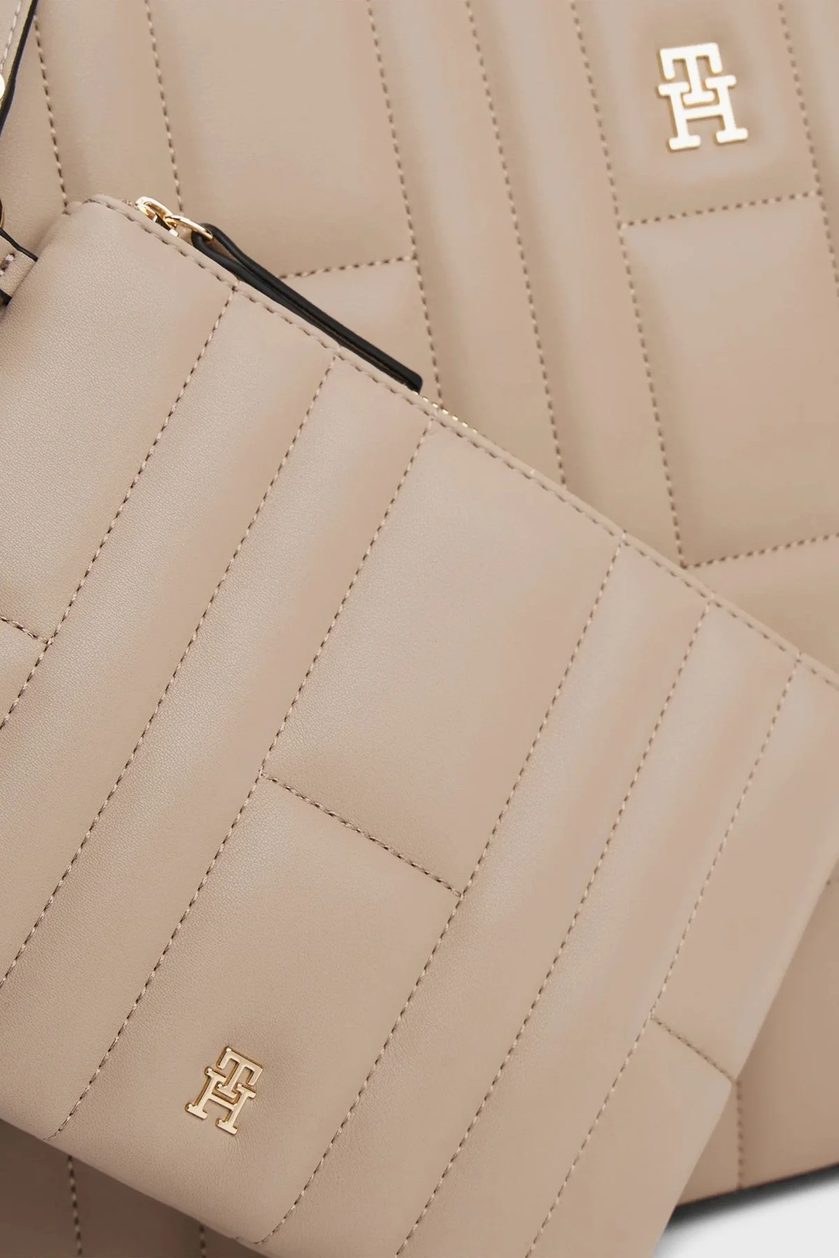 Tommy Hilfiger Dikiş Detaylı Çıkarılabilir Askılı Tote Bayan Çanta AW0AW17452 AFE BEJ - 4