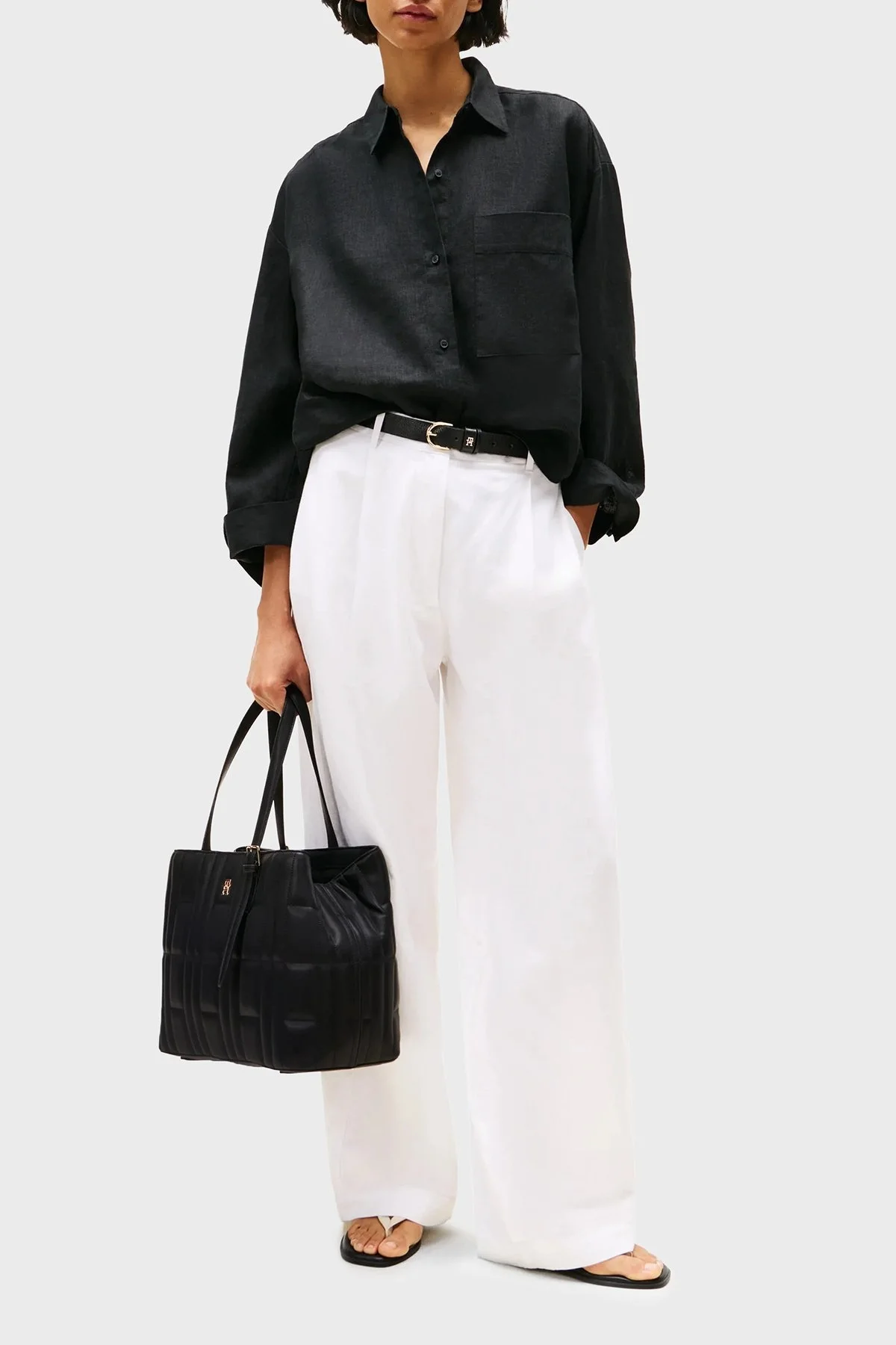 Tommy Hilfiger Dikiş Detaylı Çıkarılabilir Askılı Tote Bayan Çanta AW0AW17452 BDS SİYAH - 2