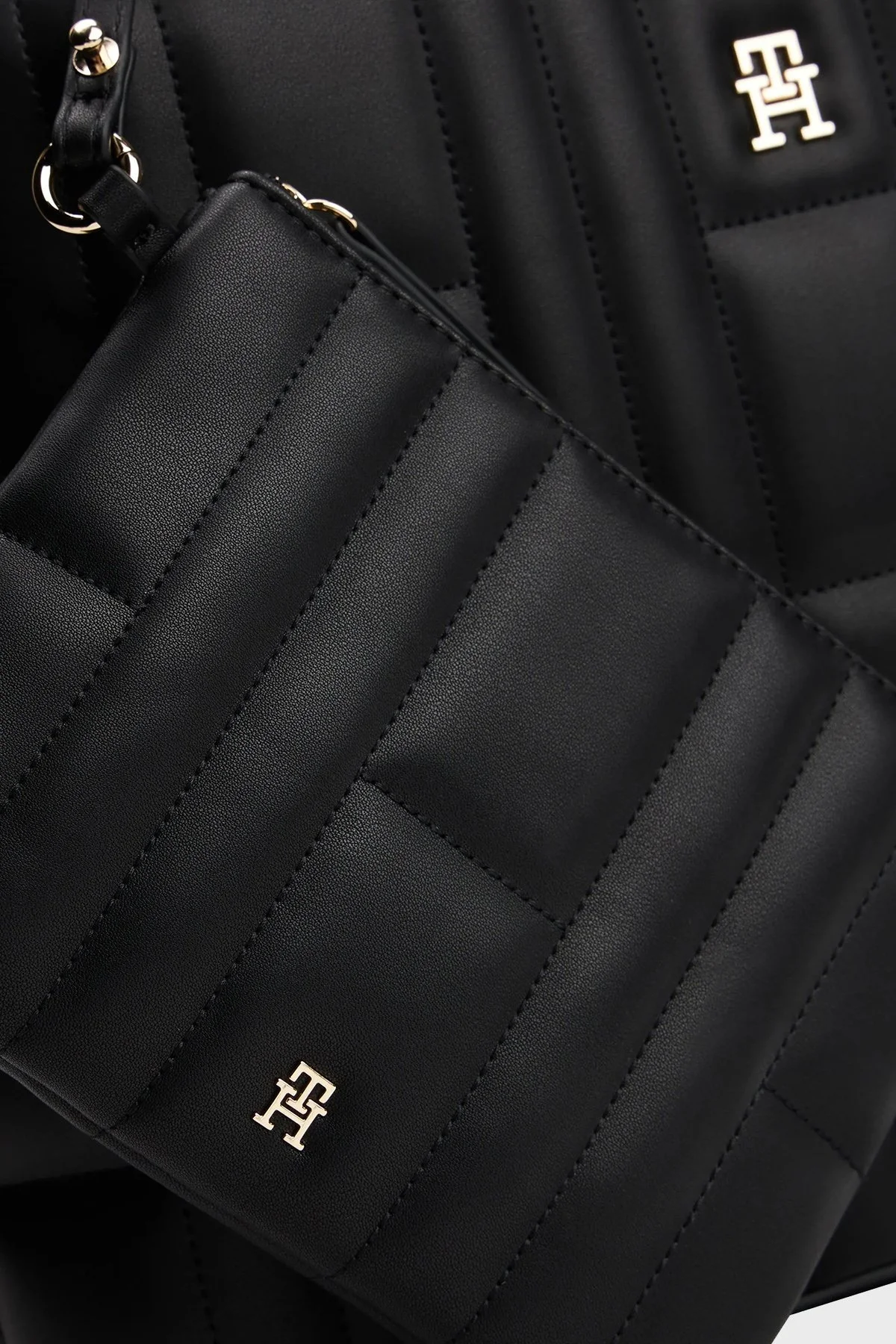 Tommy Hilfiger Dikiş Detaylı Çıkarılabilir Askılı Tote Bayan Çanta AW0AW17452 BDS SİYAH - 3