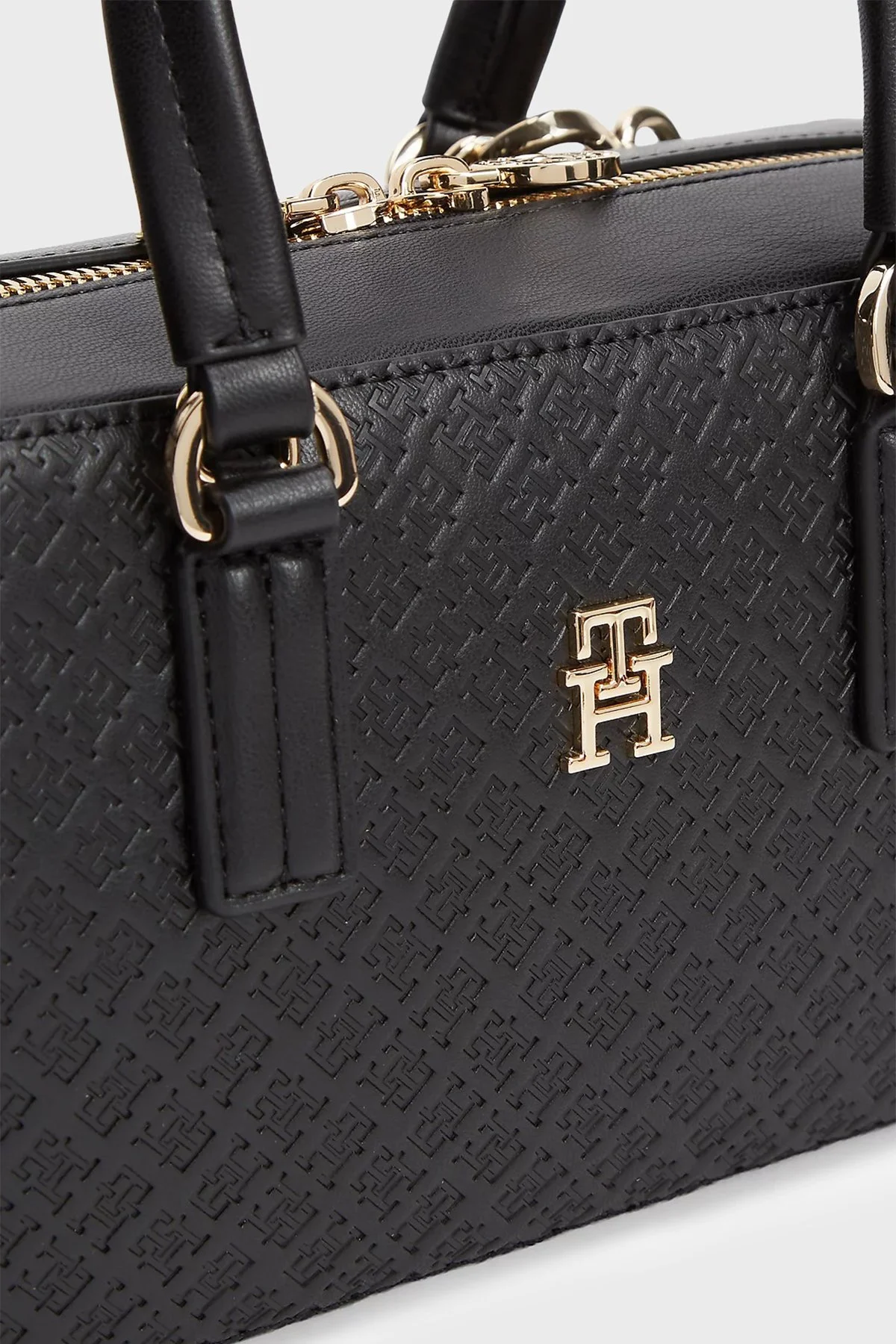 Tommy Hilfiger Dokulu Çıkarılabilir Askılı Bayan Çanta AW0AW18415 BDS SİYAH - 4