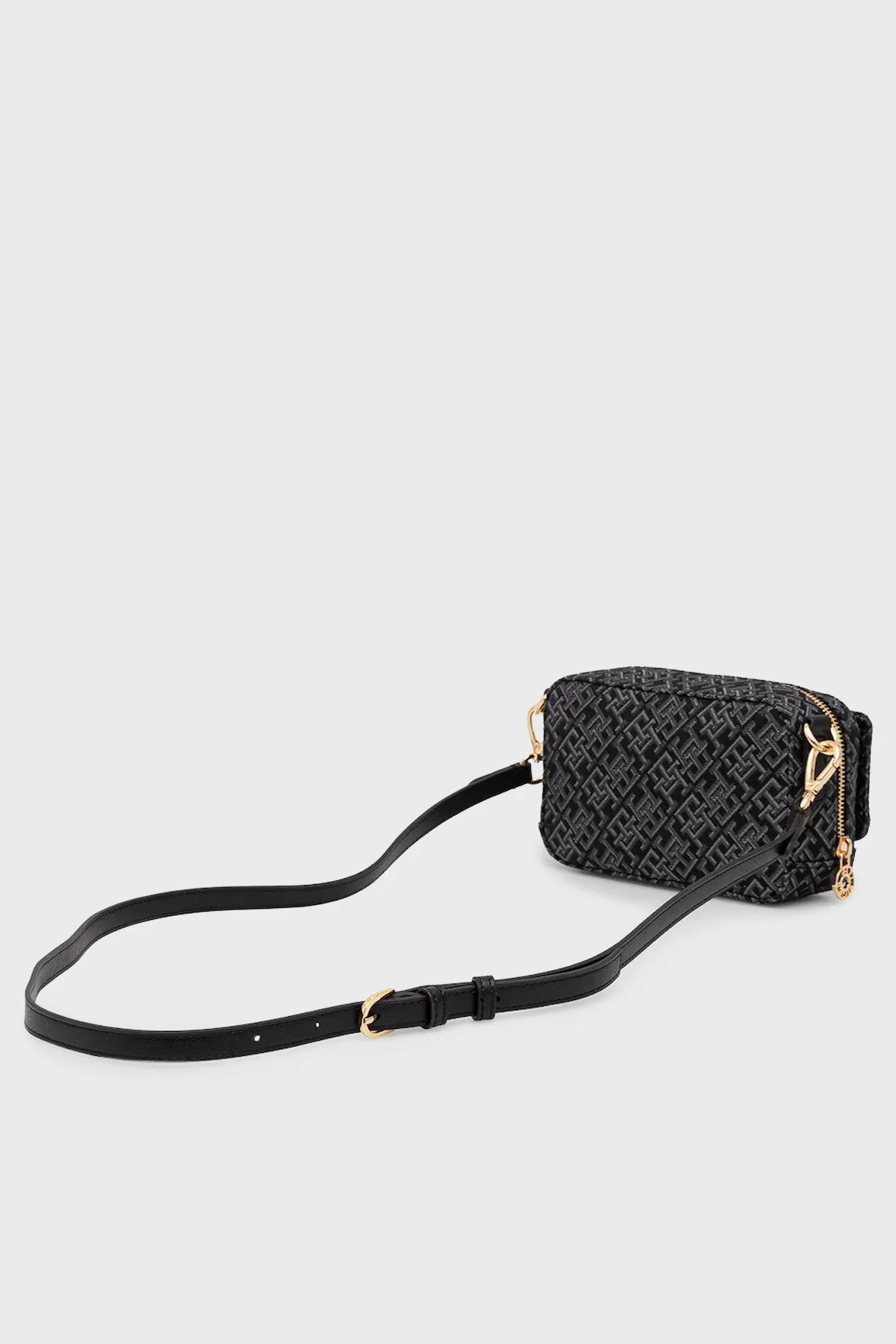 Tommy Hilfiger Dokulu Logolu Çıkarılabilir Askılı Bayan Çanta AW0AW17682 BDS SİYAH - 2