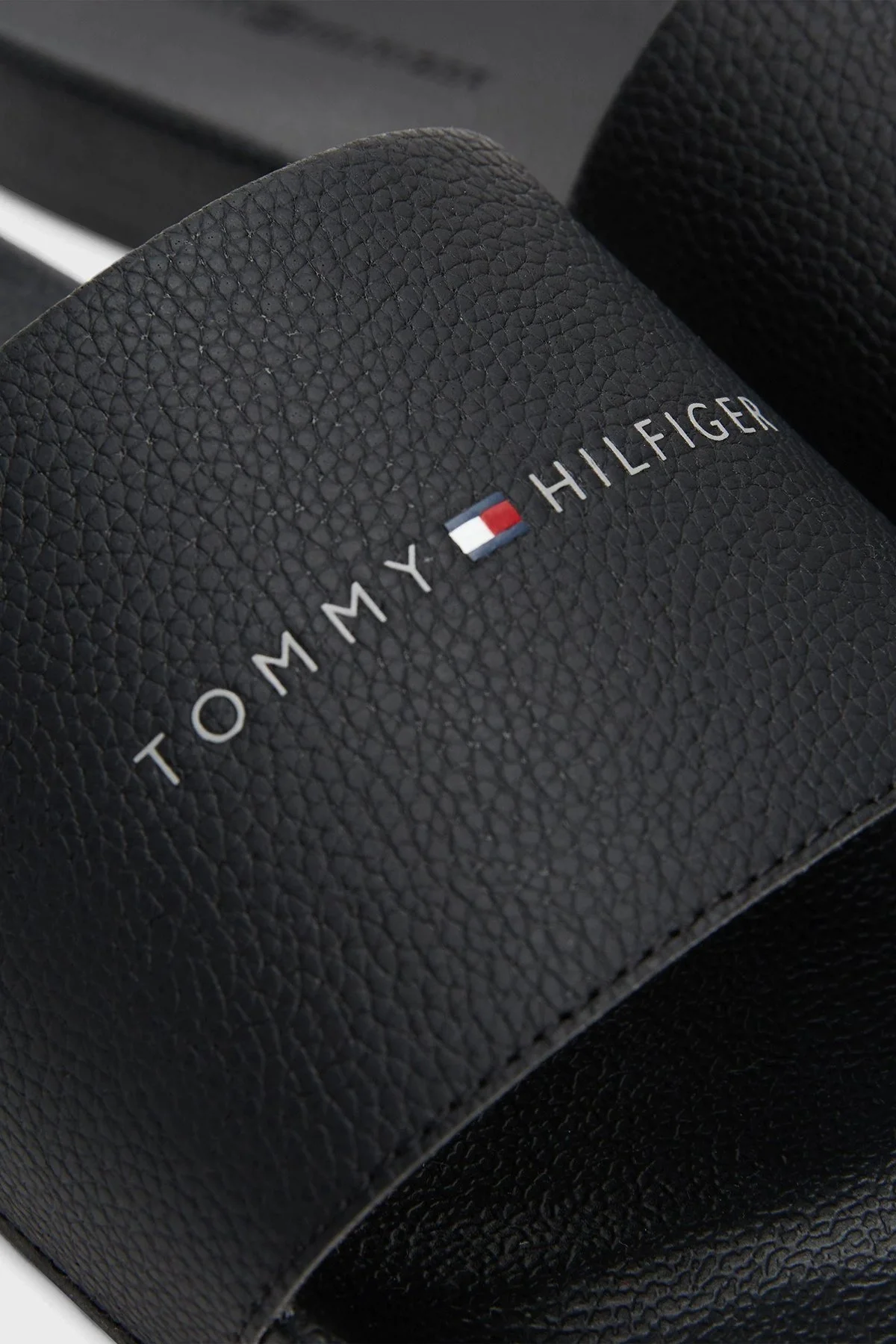 Tommy Hilfiger Dokulu Logolu Erkek Terlik FM0FM05432 BDS SİYAH - 9