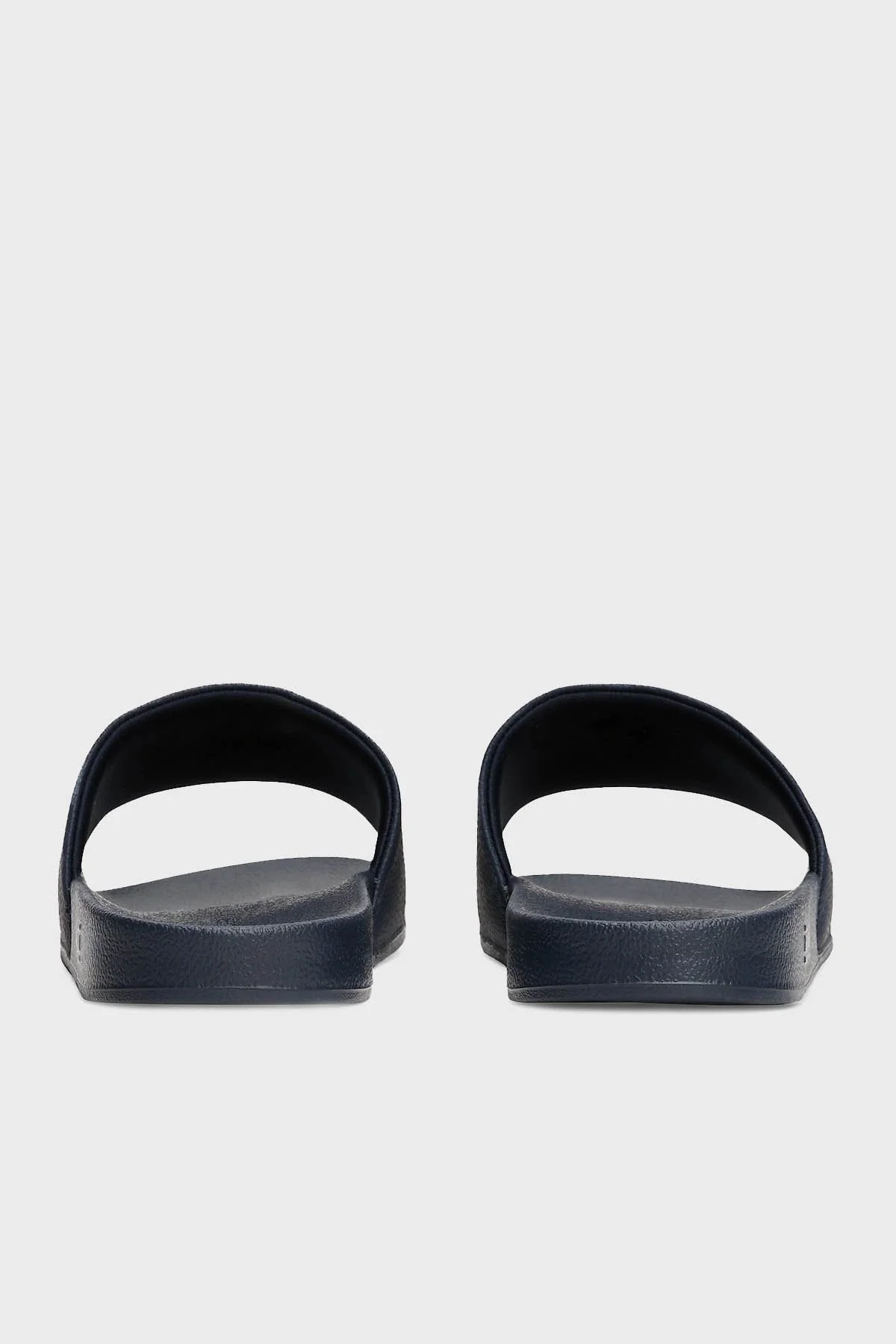 Tommy Hilfiger Dokulu Logolu Erkek Terlik FM0FM05432 DW5 LACİVERT - 12