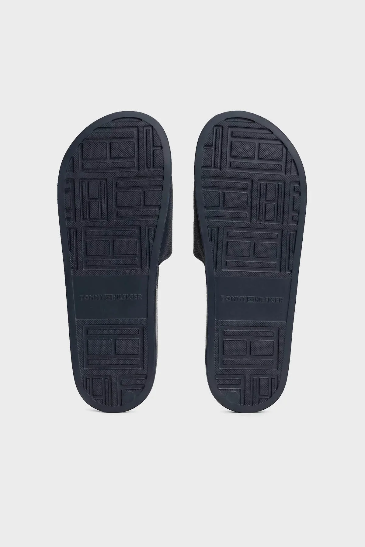 Tommy Hilfiger Dokulu Logolu Erkek Terlik FM0FM05432 DW5 LACİVERT - 14