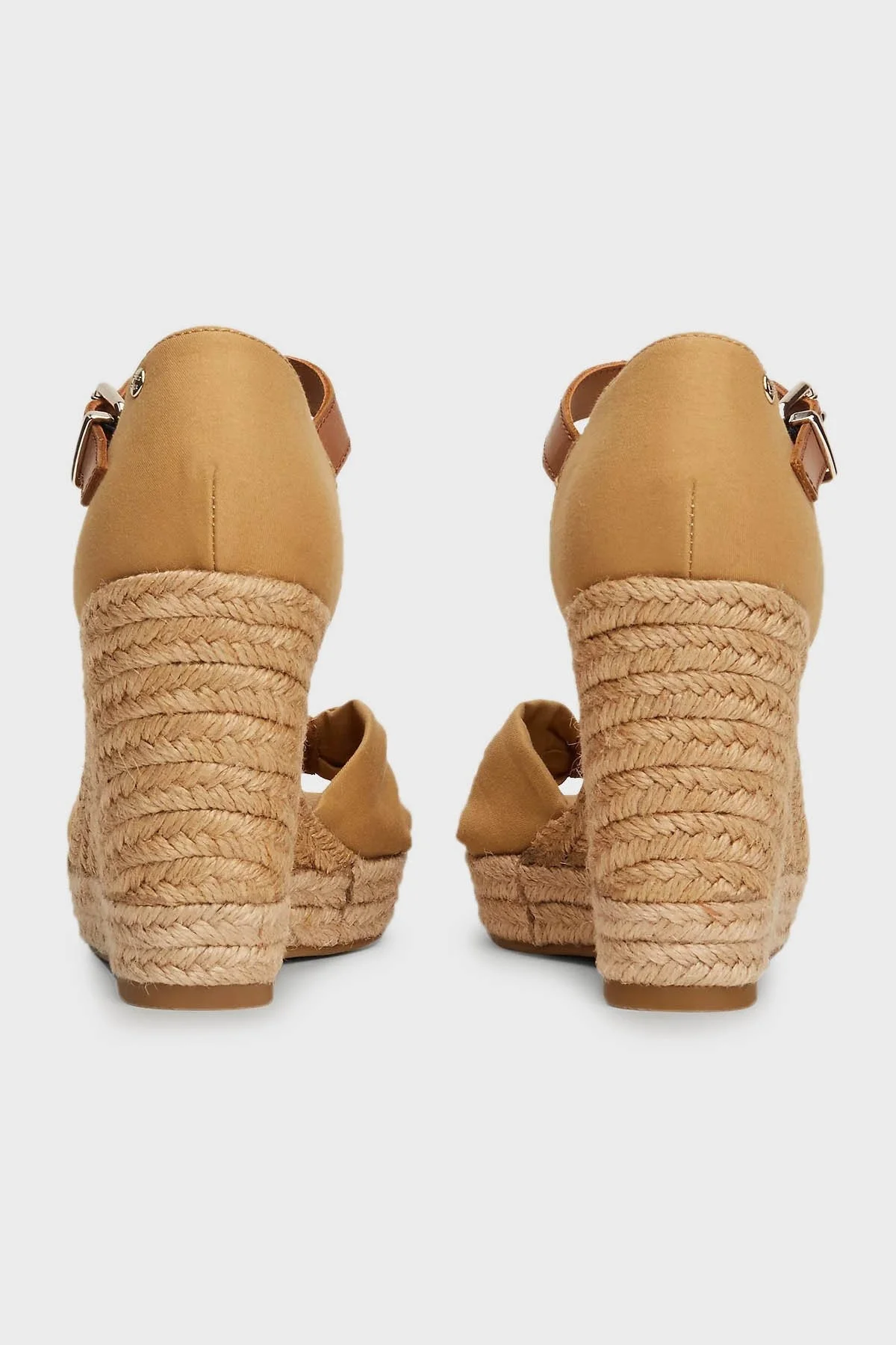 Tommy Hilfiger Dolgu Topuklu Bayan Sandalet FW0FW04784 RBL CAMEL - 4