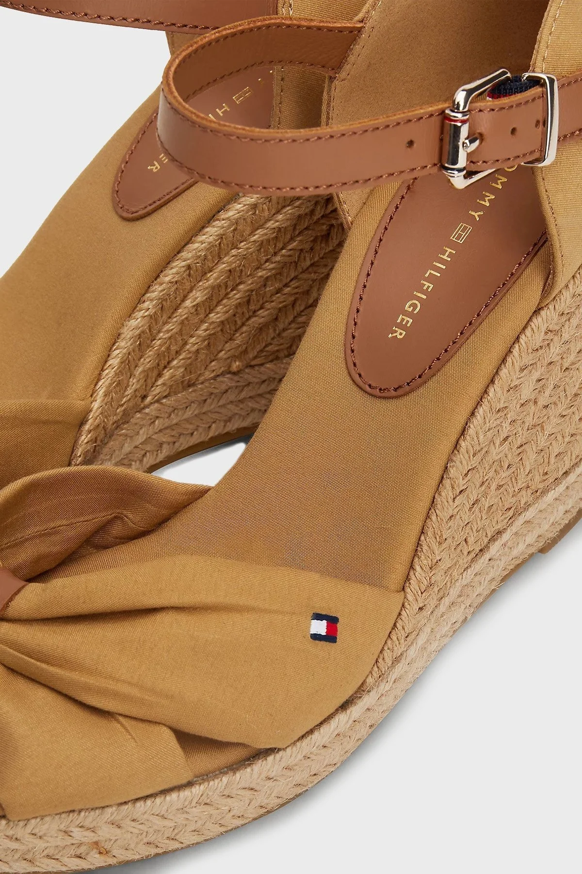 Tommy Hilfiger Dolgu Topuklu Bayan Sandalet FW0FW04784 RBL CAMEL - 5