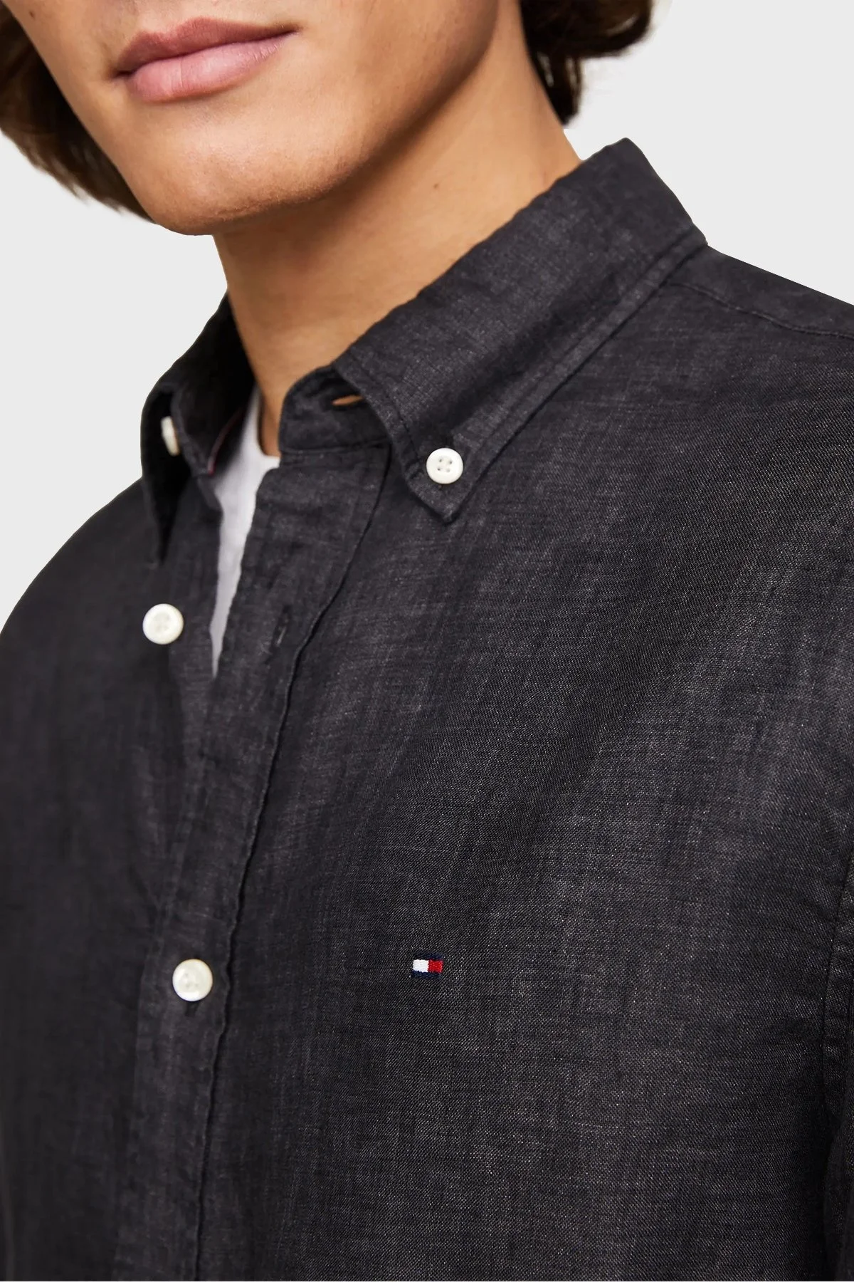 Tommy Hilfiger Düğmeli Yaka % 100 Keten Regular Fit Erkek Gömlek MW0MW34602 BDS SİYAH - 6