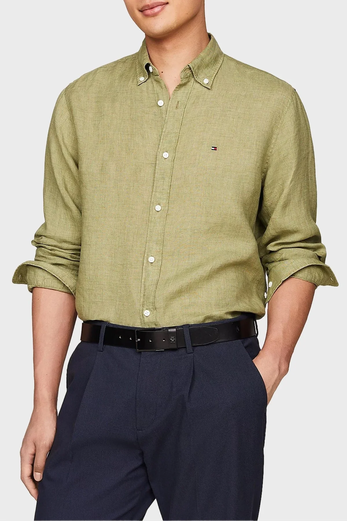 Tommy Hilfiger Düğmeli Yaka % 100 Keten Regular Fit Erkek Gömlek MW0MW34602 L9F HAKİ - 1