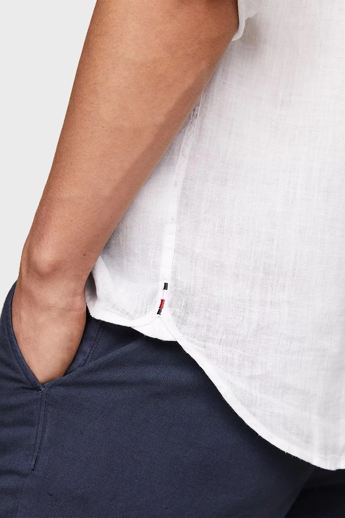 Tommy Hilfiger Düğmeli Yaka % 100 Keten Regular Fit Erkek Gömlek MW0MW34602 YCF BEYAZ - 7