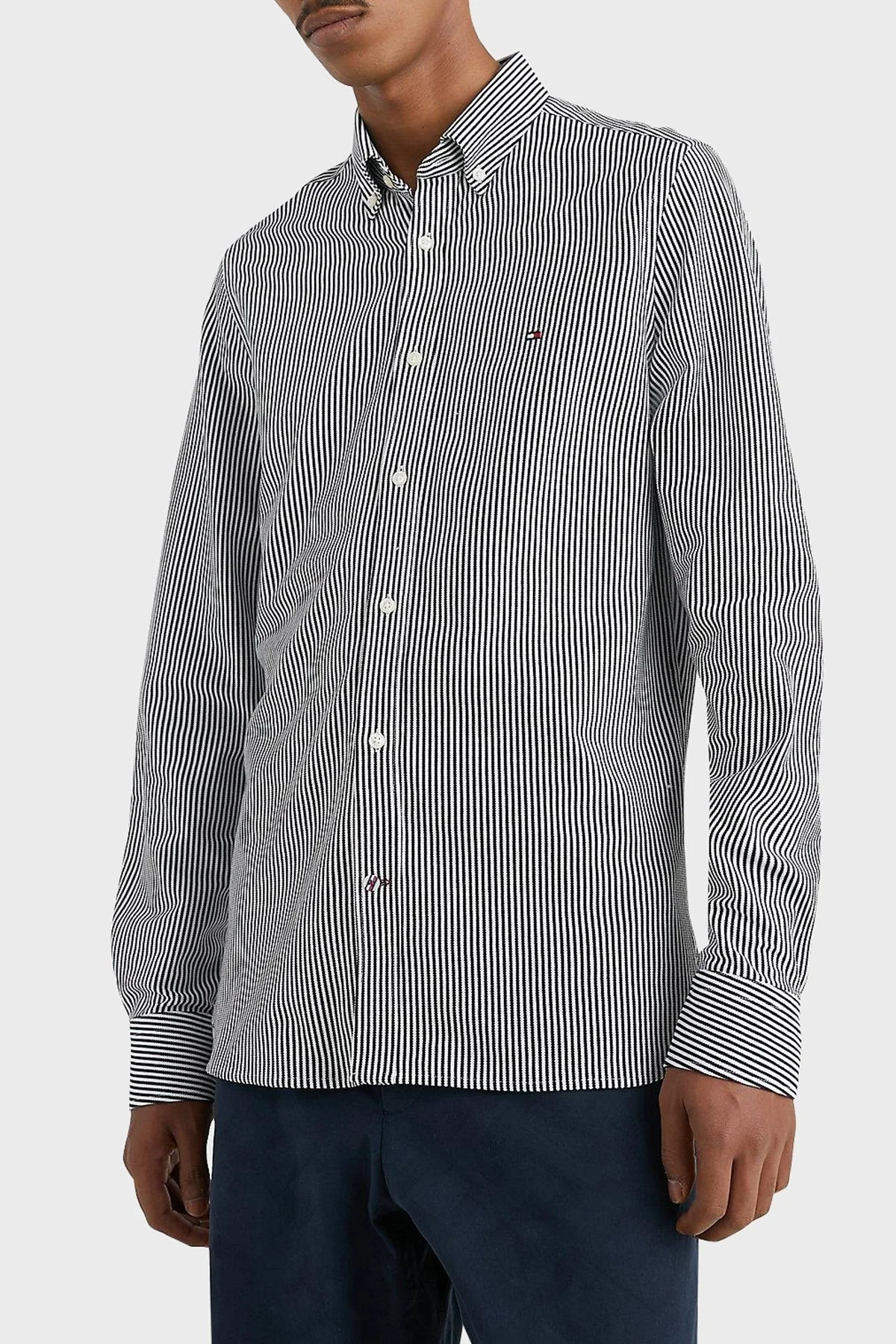 Tommy Hilfiger Düğmeli Yaka Pamuklu Erkek Gömlek MW0MW30678 0A4 BEYAZ-MAVİ - 1