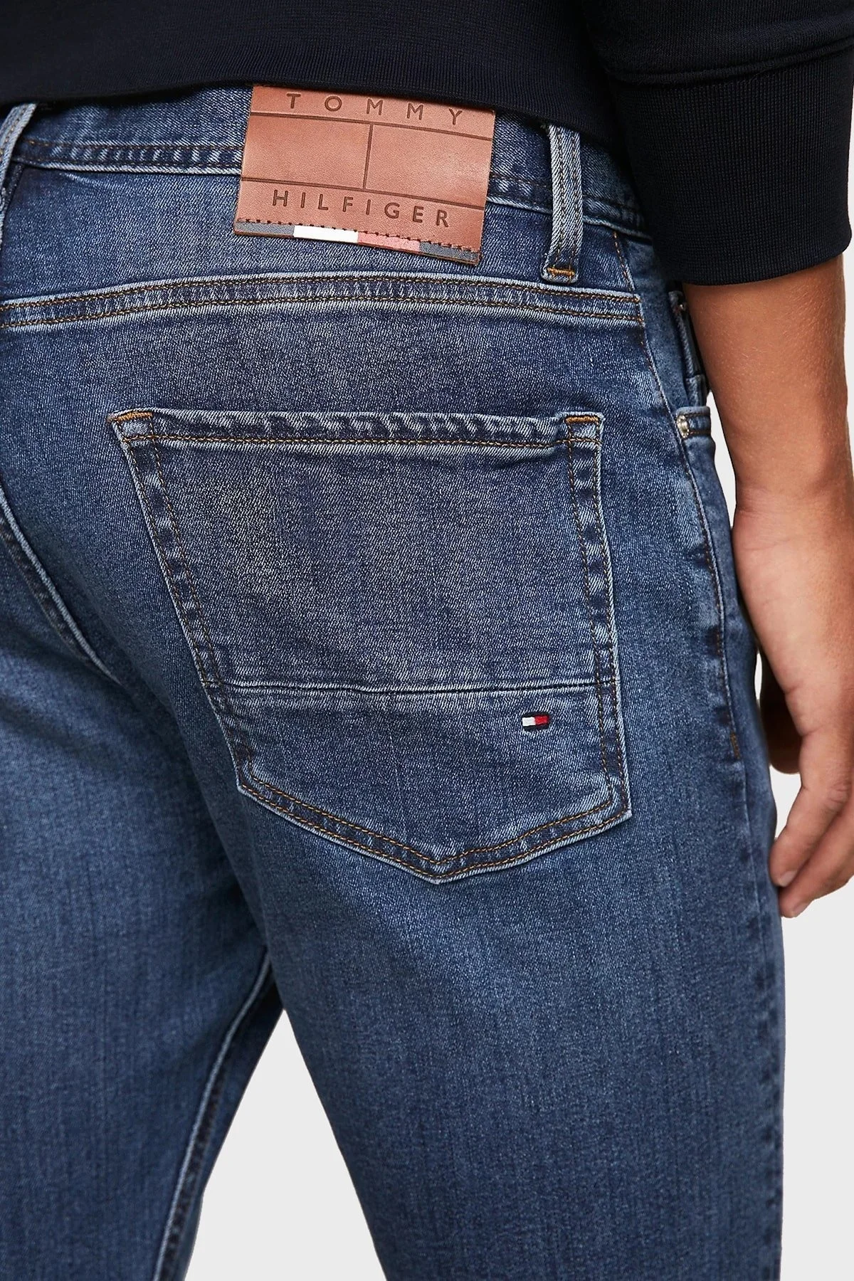 Tommy Hilfiger Düşük Bel Slim Fit Jeans Erkek Kot Pantolon MW0MW35159 1BK MAVİ - 4