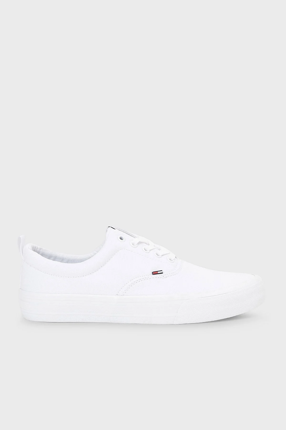 Tommy Hilfiger Düşük Bilekli Pamuklu Spor Erkek Ayakkabı EM0EM00530 100 BEYAZ - 1
