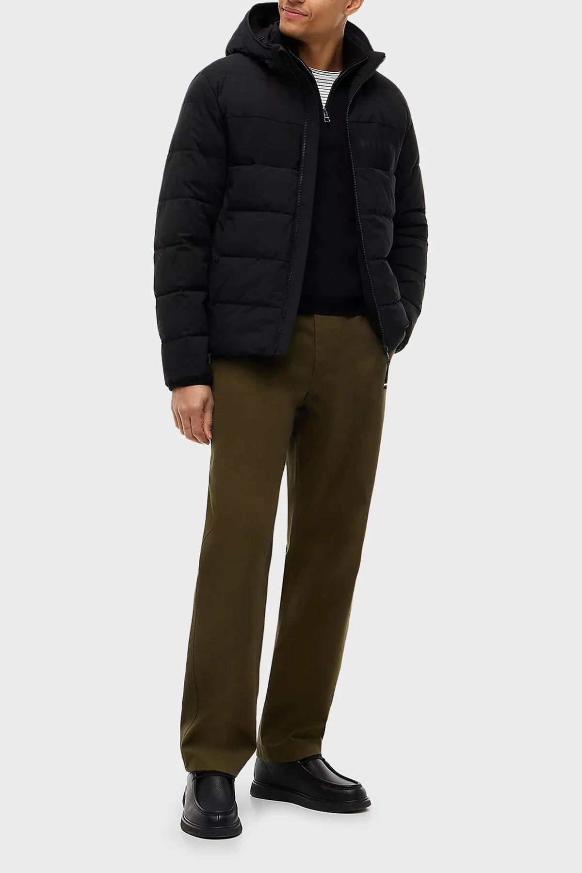 Tommy Hilfiger Logolu Kapitone Desenli Regular Fit Kapüşonlu Yaka Erkek Mont MW0MW45273 BDS Siyah - 9