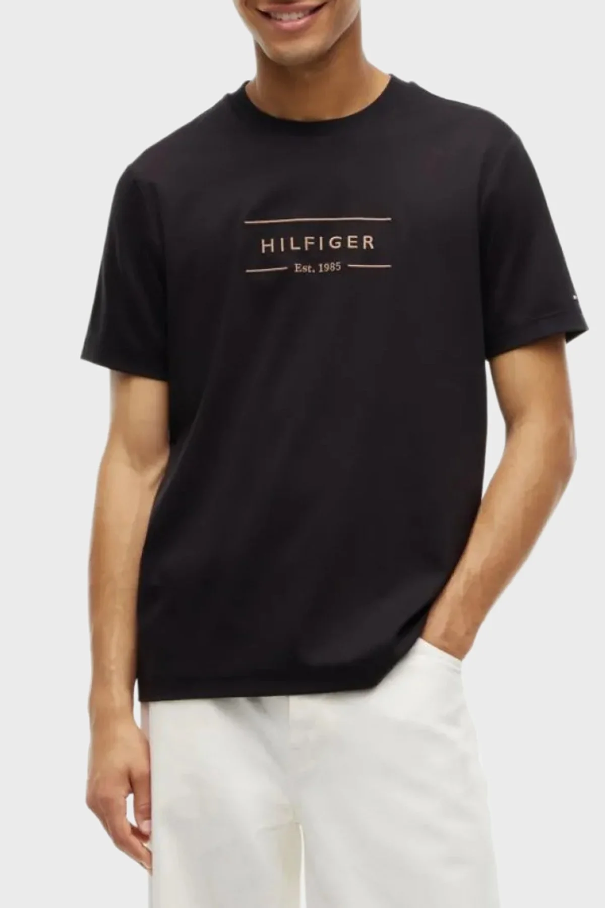 Tommy Hilfiger Erkek T Shirt MW0MW44880 BDS Siyah - 1