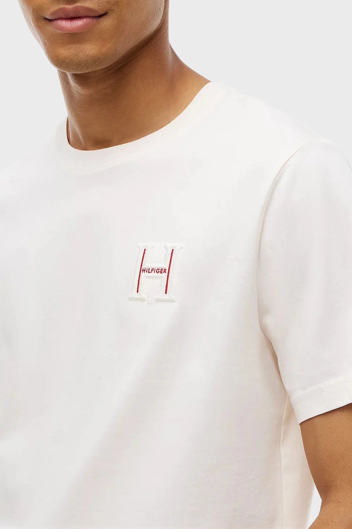 Tommy Hilfiger Erkek T Shirt MW0MW44917 Z00 Açık bej - 3