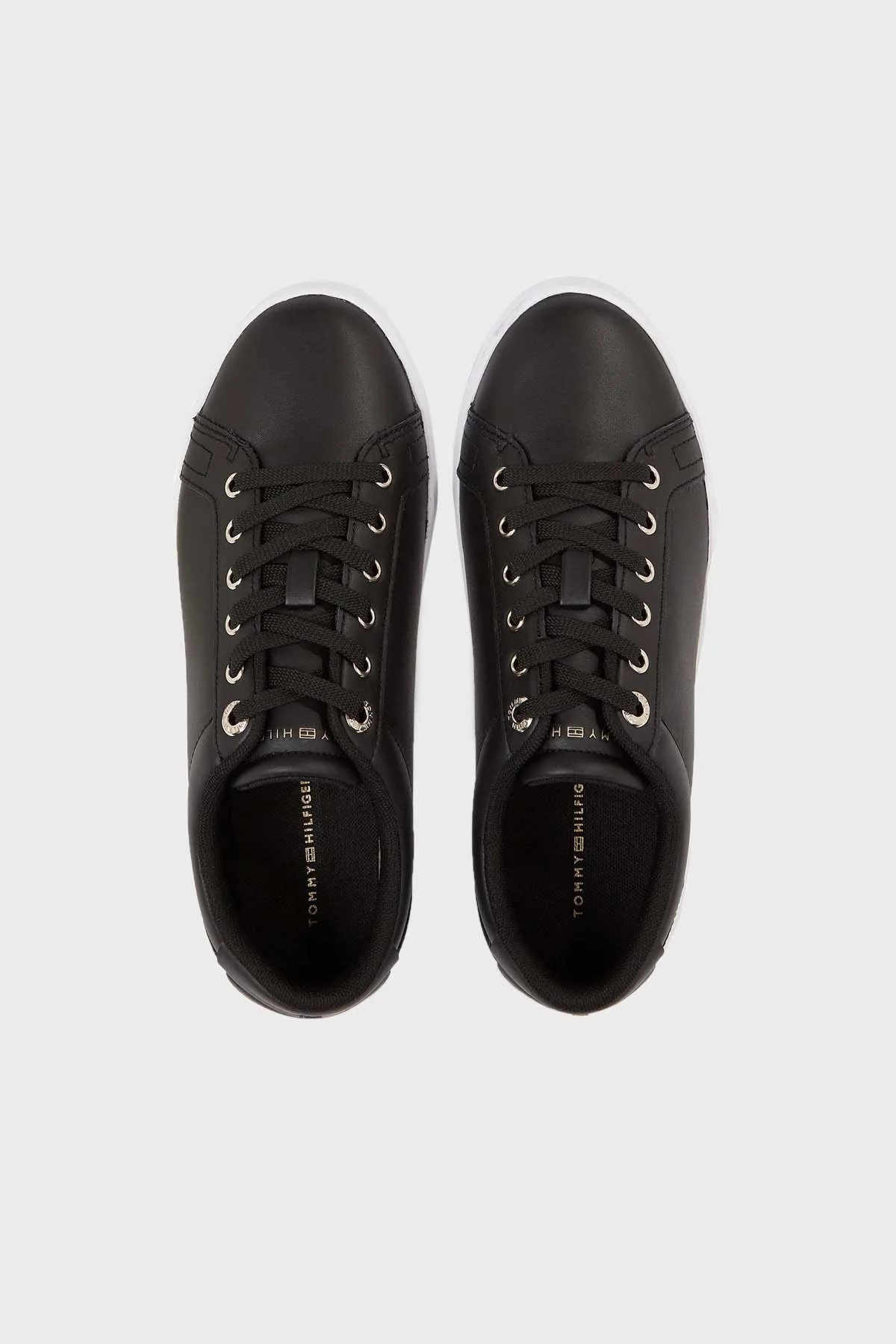 Tommy Hilfiger Hakiki Deri Logo Detaylı Sneaker Bayan Ayakkabı FW0FW07560 0GJ SİYAH - 4