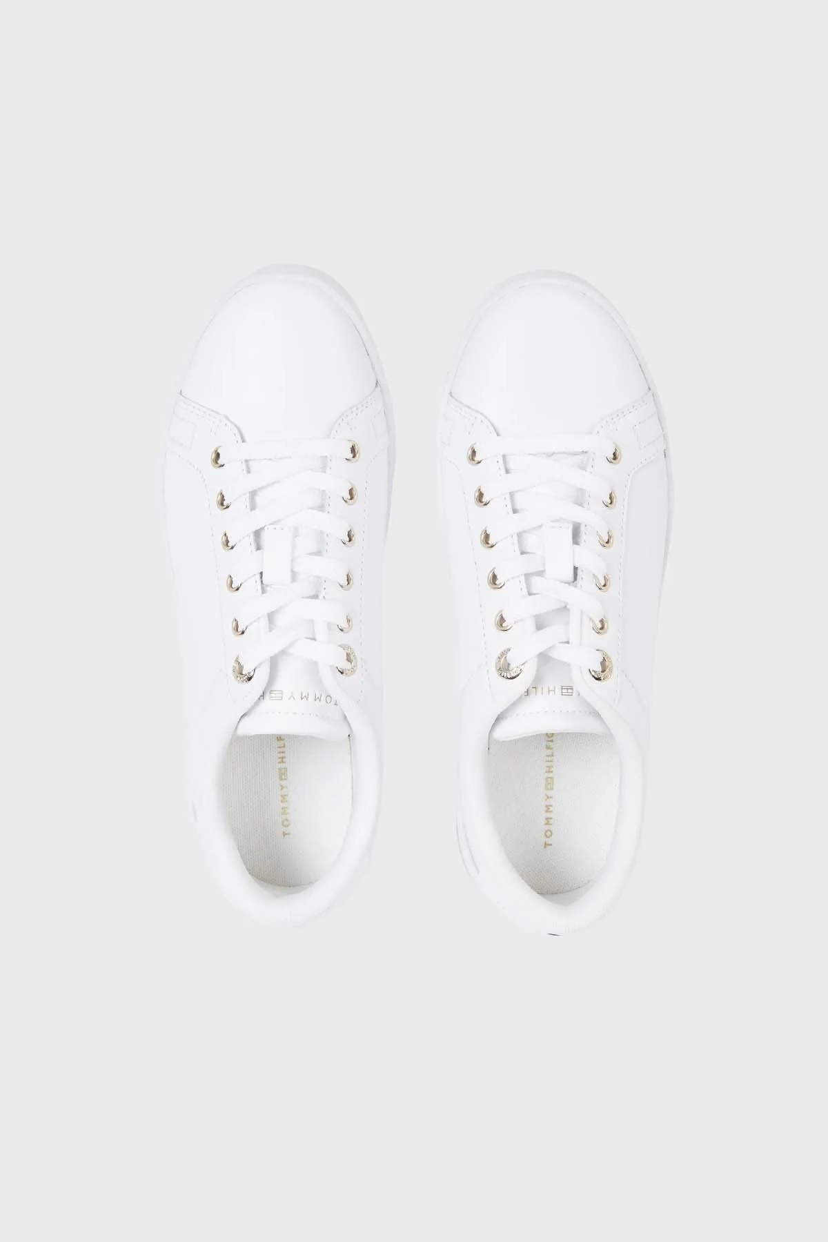 Tommy Hilfiger Hakiki Deri Logo Detaylı Sneaker Bayan Ayakkabı FW0FW07560 0K7 BEYAZ - 4