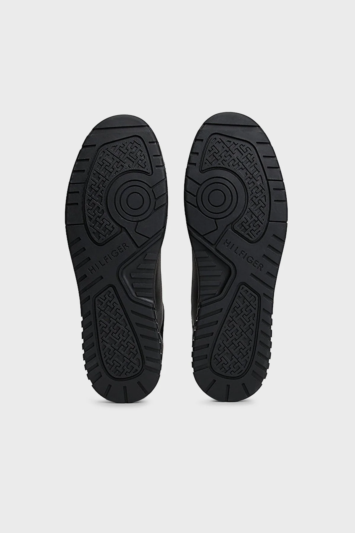 Tommy Hilfiger Hakiki Deri Logolu Bağcıklı Sneaker Erkek Ayakkabı FM0FM05629 BDS SİYAH - 7