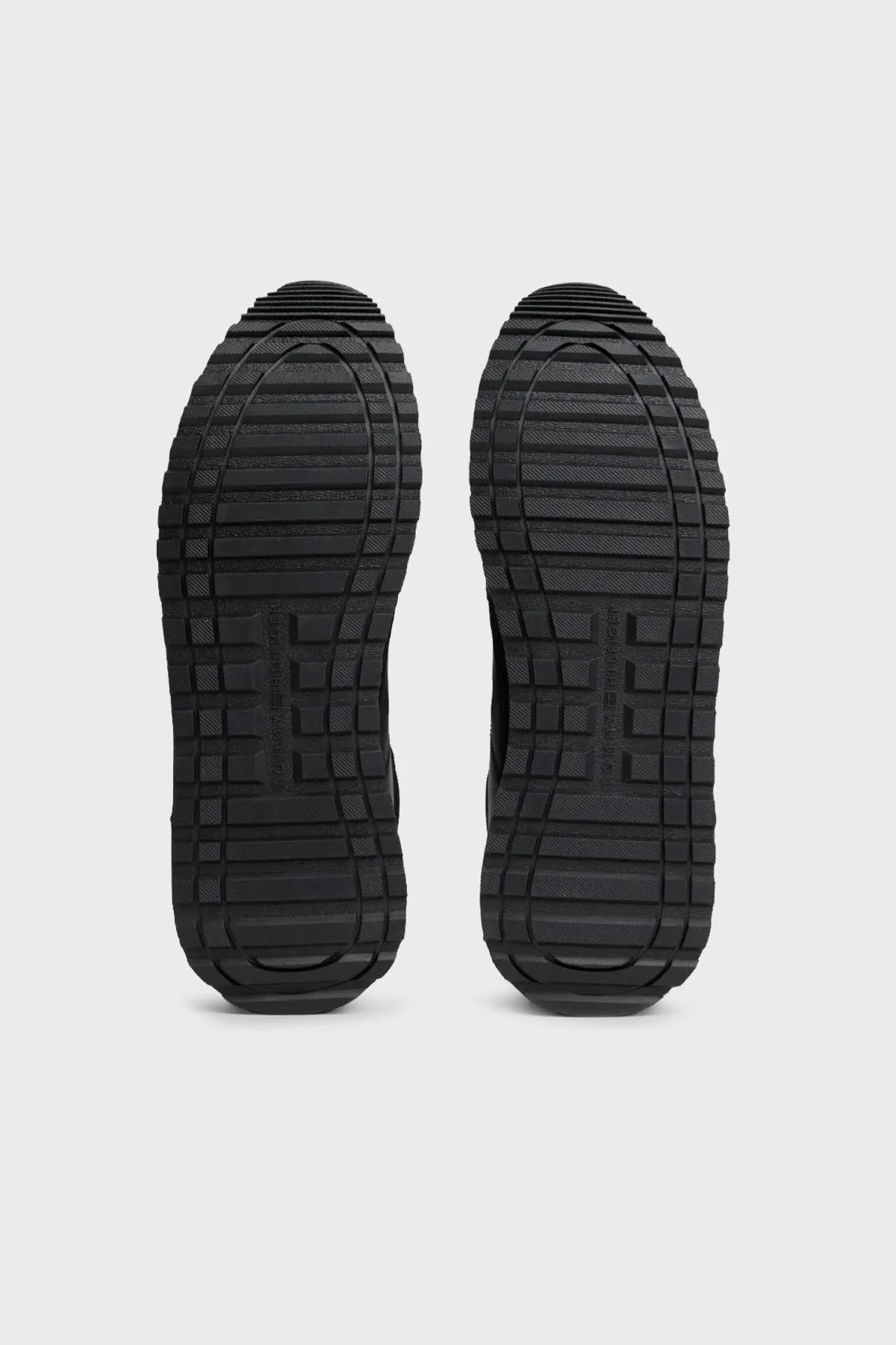 Tommy Hilfiger Hakiki Deri Logolu Bağcıklı Sneaker Erkek Ayakkabı FM0FM05637 BDS SİYAH - 7