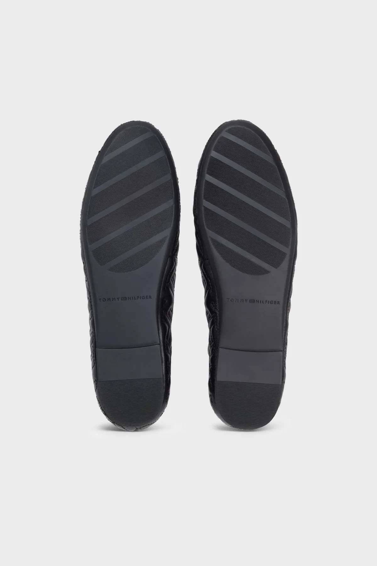 Tommy Hilfiger Hakiki Deri Logolu Fiyonk Detaylı Babet Bayan Ayakkabı FW0FW09264 BDS SİYAH - 6