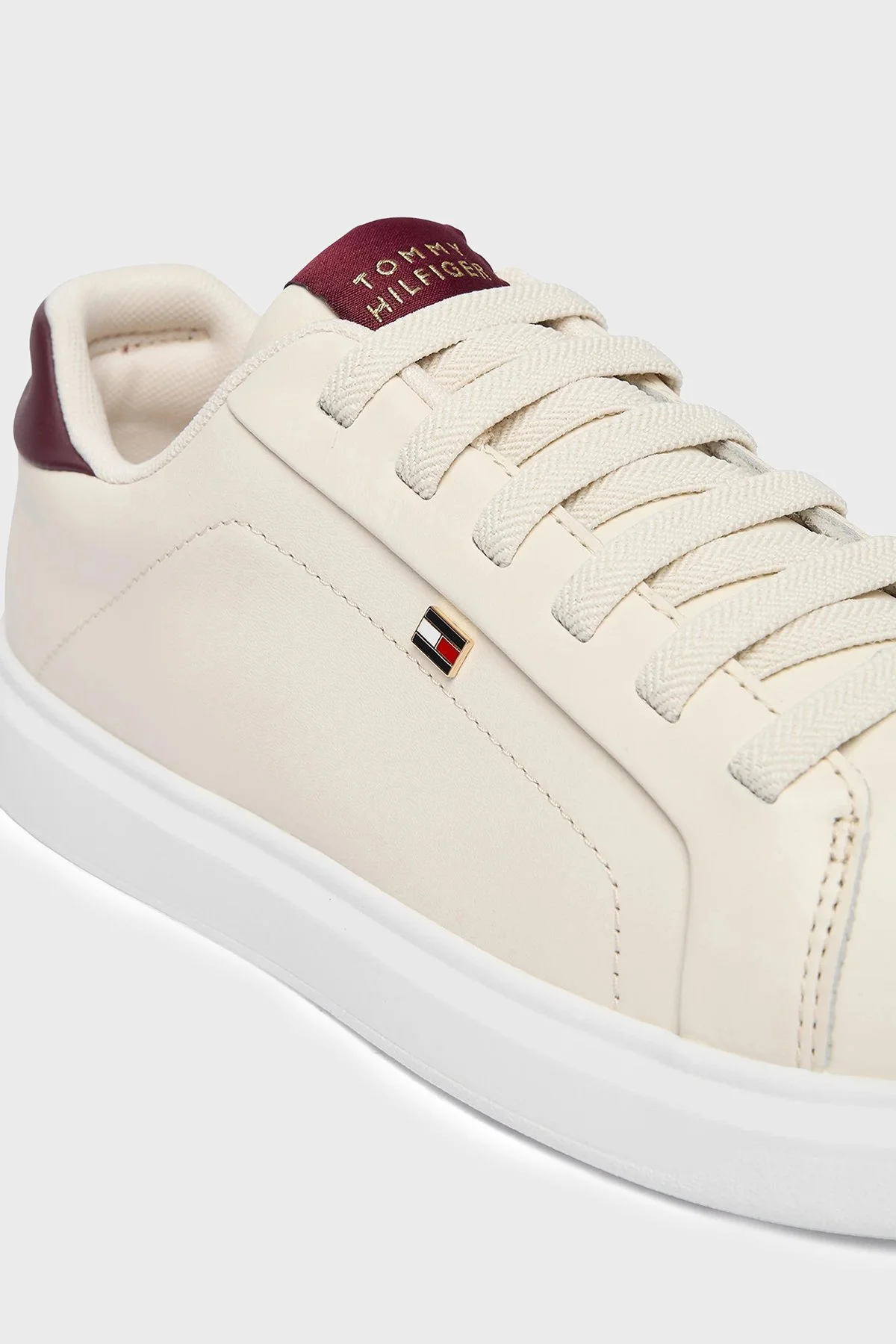 Tommy Hilfiger Hakiki Deri Logolu Sneaker Kadın Ayakkabı FW0FW08948 0F5 BEJ - 4