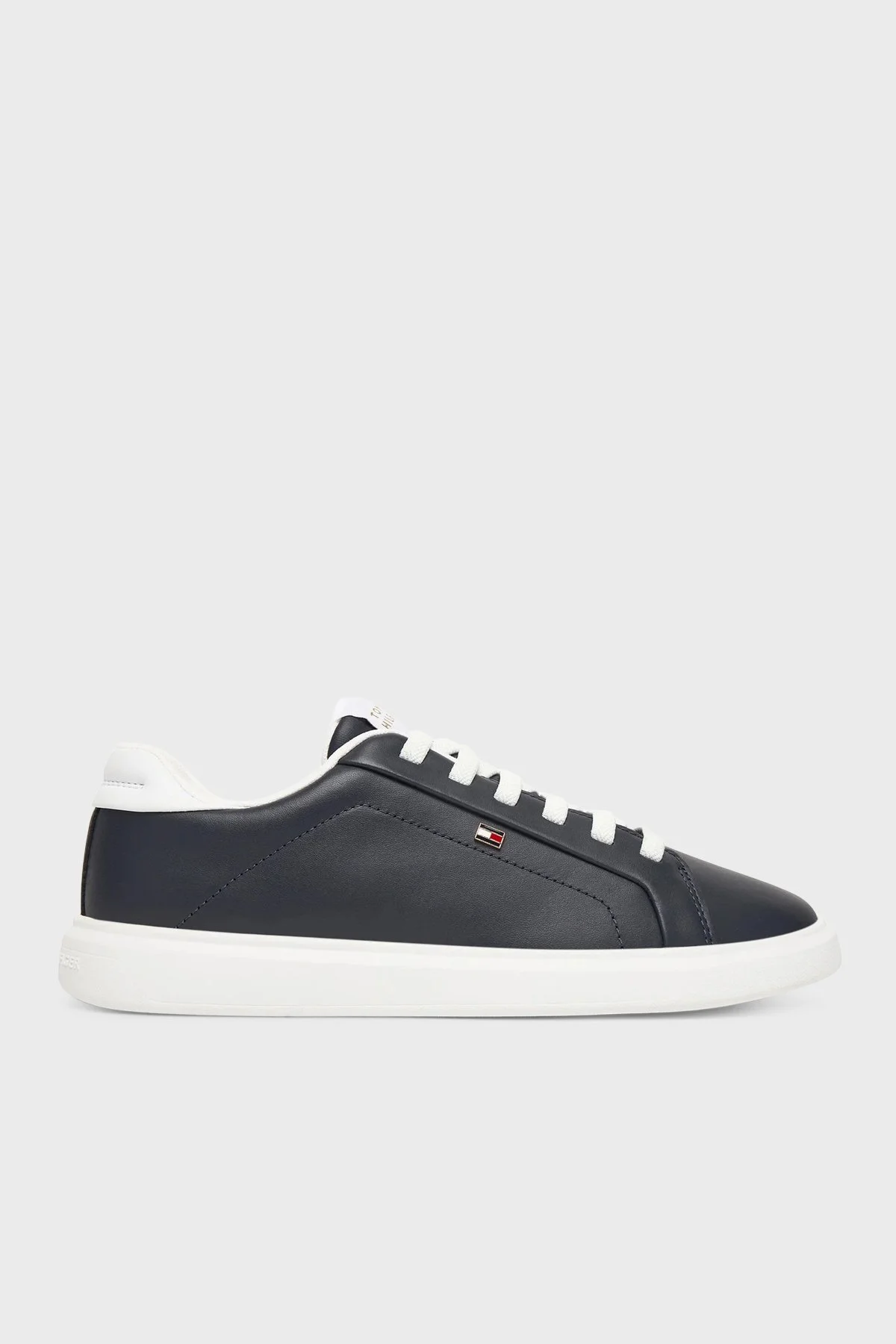 Tommy Hilfiger Hakiki Deri Logolu Sneaker Kadın Ayakkabı FW0FW08948 0G0 LACİVERT - 1