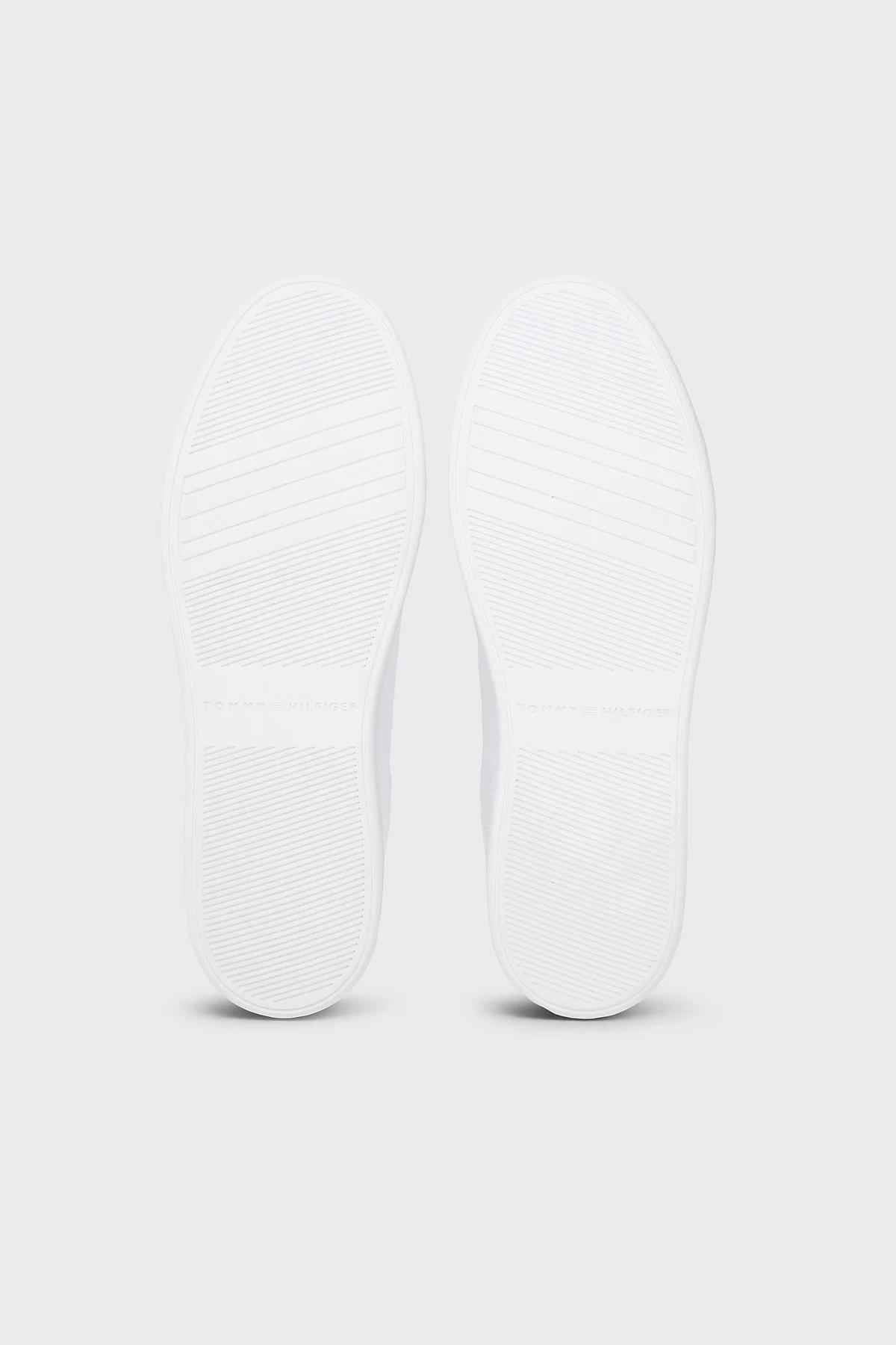 Tommy Hilfiger Hakiki Deri Logolu Sneaker Bayan Ayakkabı FW0FW09020 0K4 BEYAZ - 7