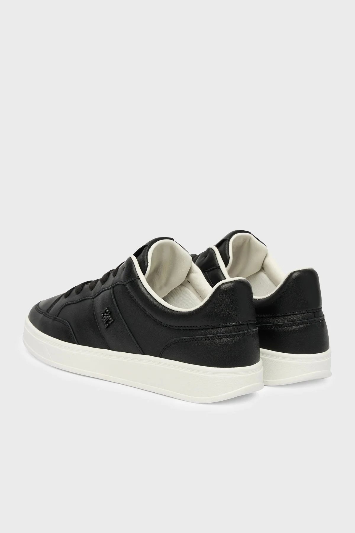 Tommy Hilfiger Hakiki Deri Logolu Sneaker Kadın Ayakkabı FW0FW09028 BDS SİYAH - 4