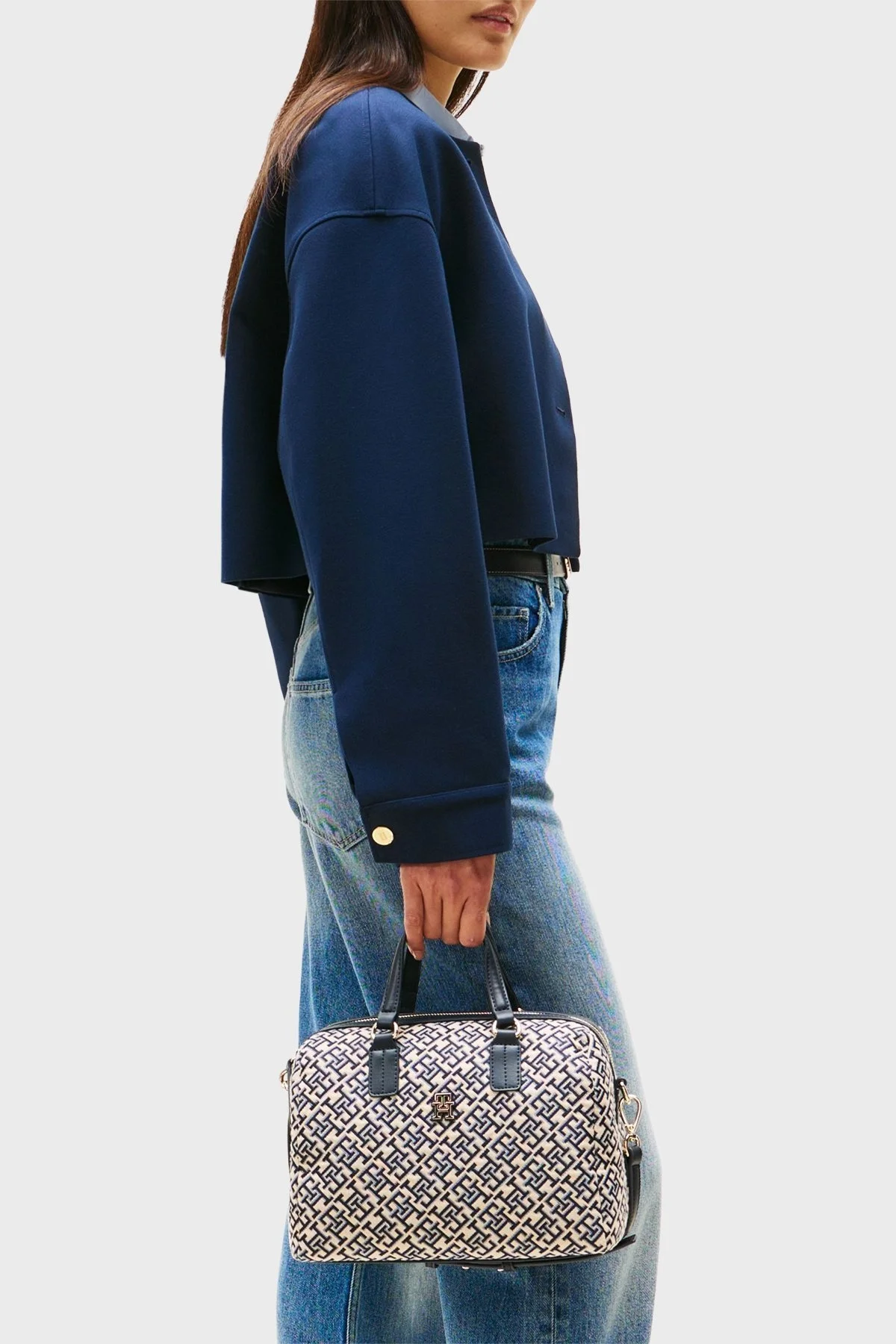 Tommy Hilfiger Jakarlı Çıkarılabilir Askılı Bayan Çanta AW0AW17633 DW6 LACİVERT - 2