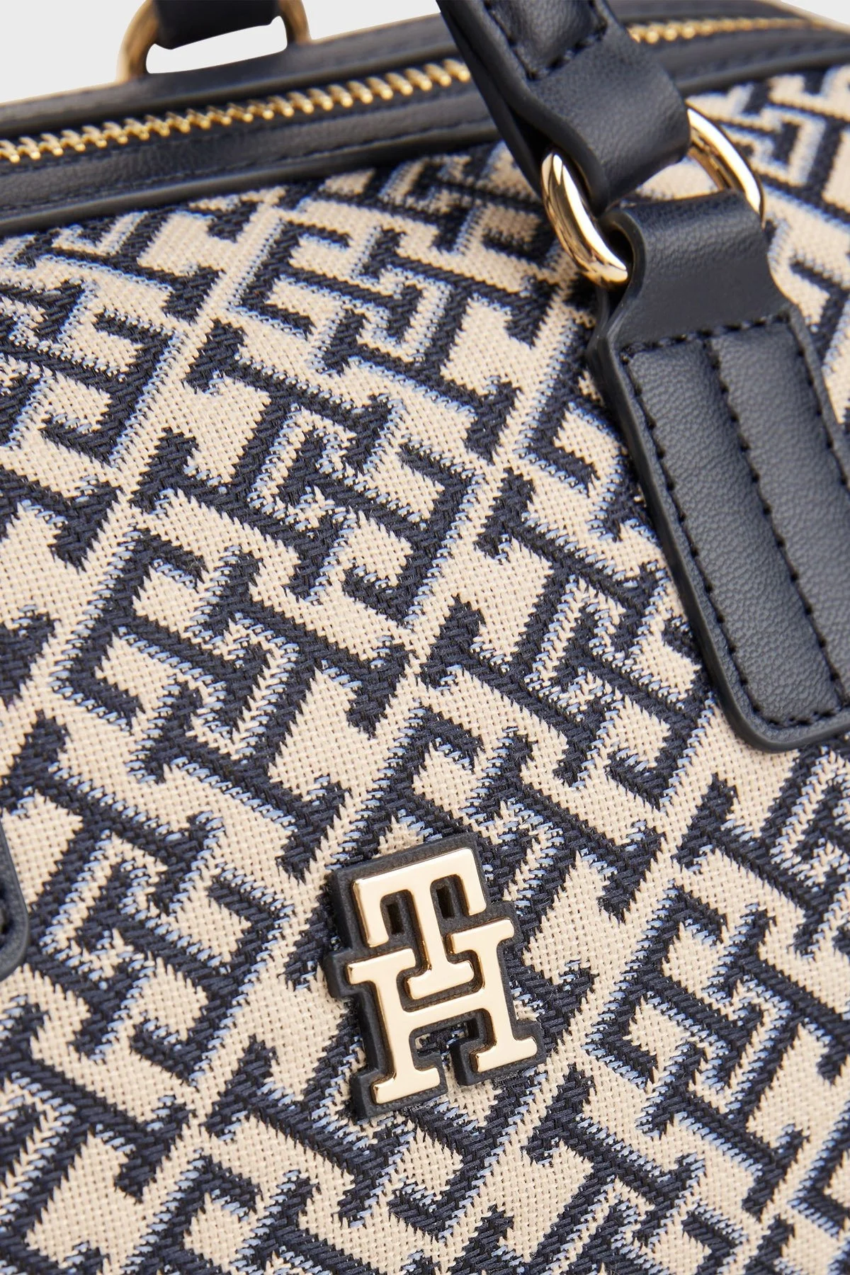 Tommy Hilfiger Jakarlı Çıkarılabilir Askılı Bayan Çanta AW0AW17633 DW6 LACİVERT - 4
