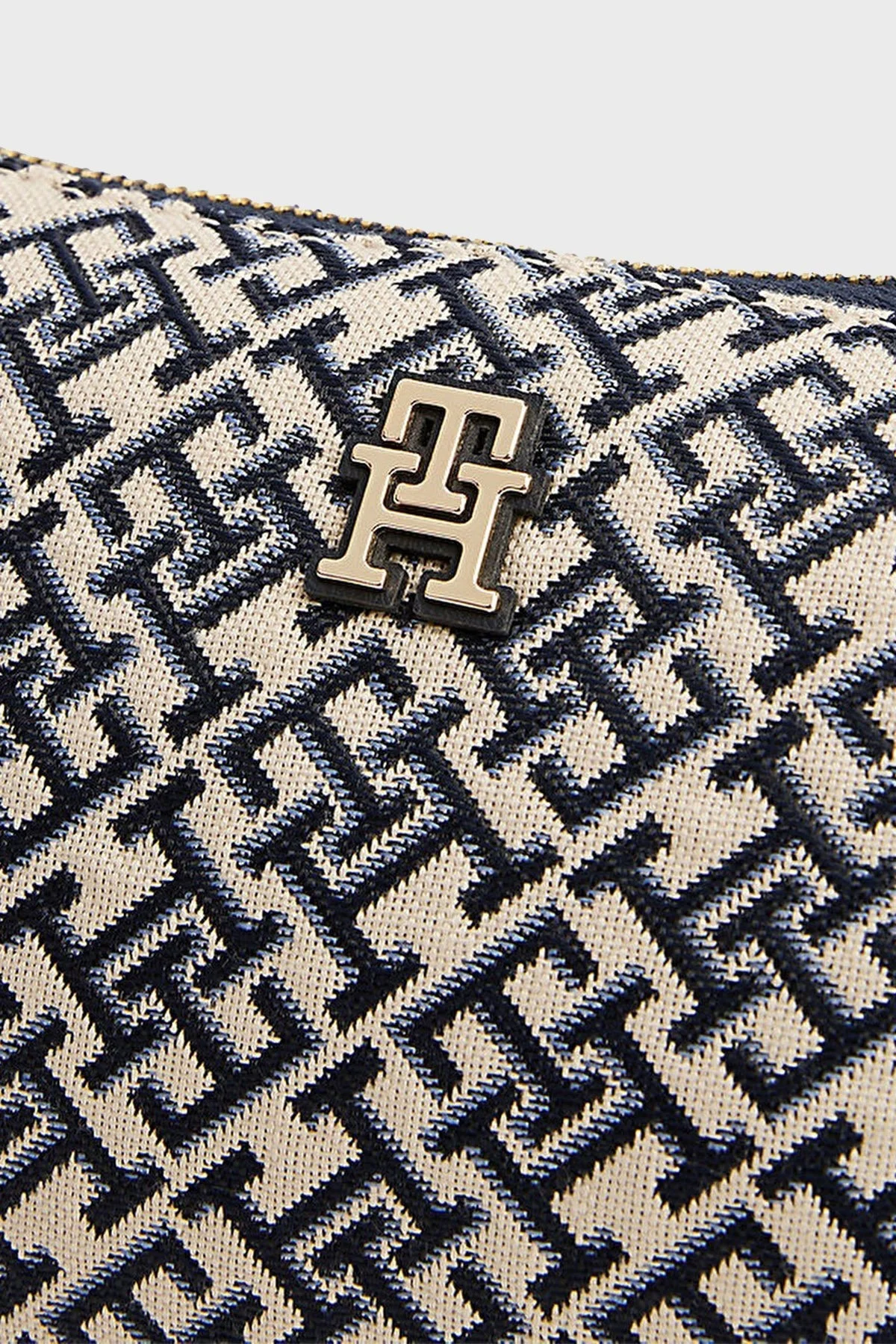 Tommy Hilfiger Jakarlı Çıkarılabilir Askılı Bayan Çanta AW0AW17828 DW6 LACİVERT - 4