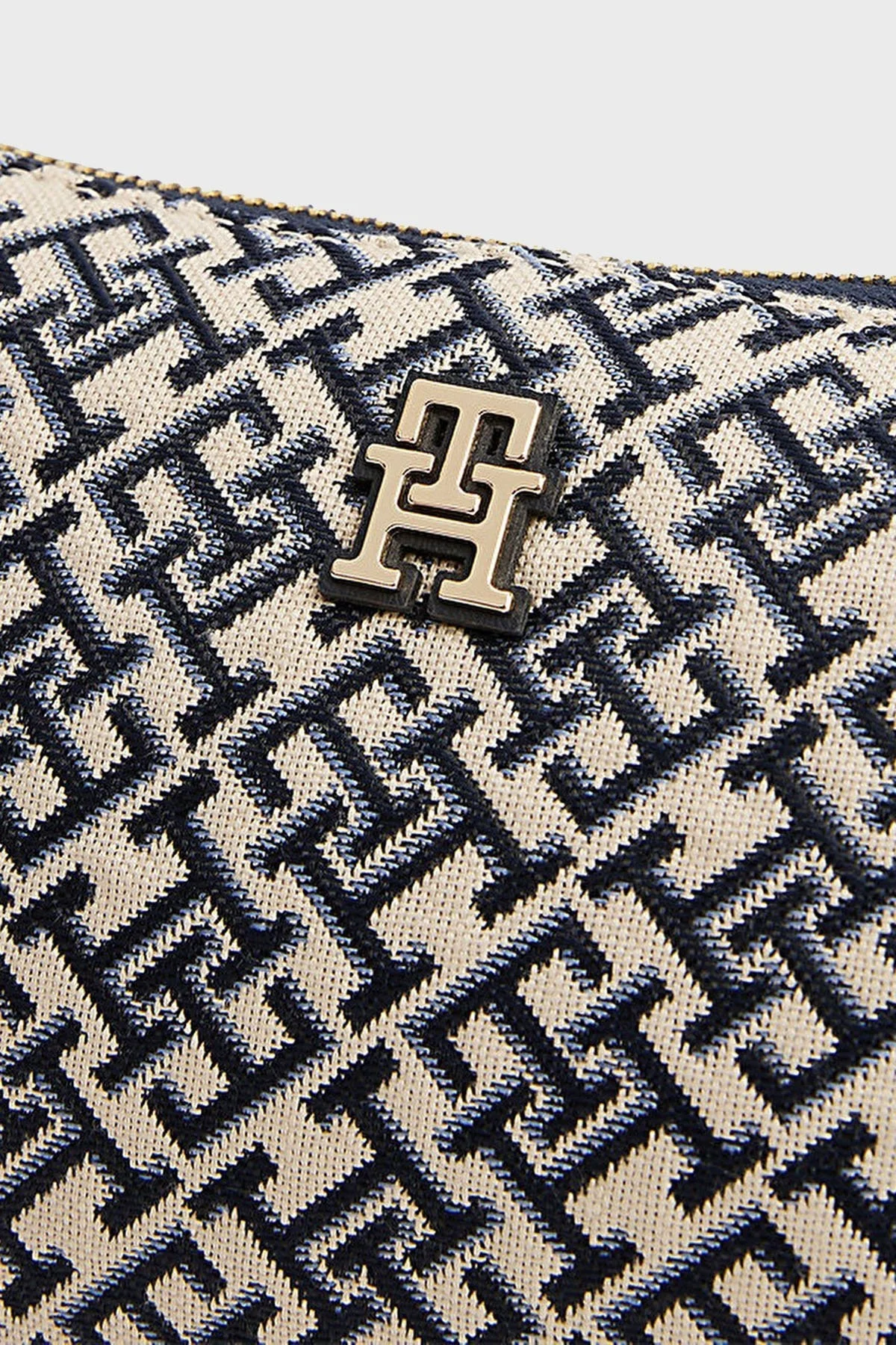 Tommy Hilfiger Jakarlı Çıkarılabilir Askılı Bayan Çanta AW0AW17828 DW6 LACİVERT - 6