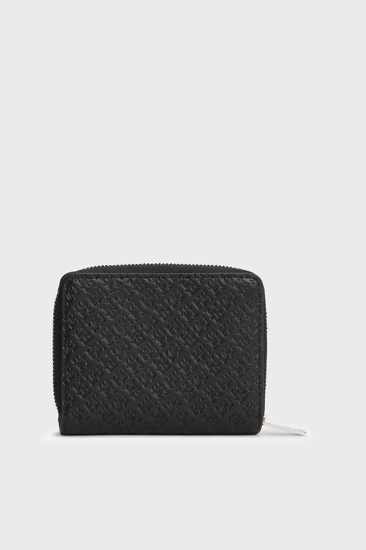 Tommy Hilfiger Kabartma Logolu Fermuarlı Kadın Cüzdan AW0AW18474 BDS SİYAH - 2