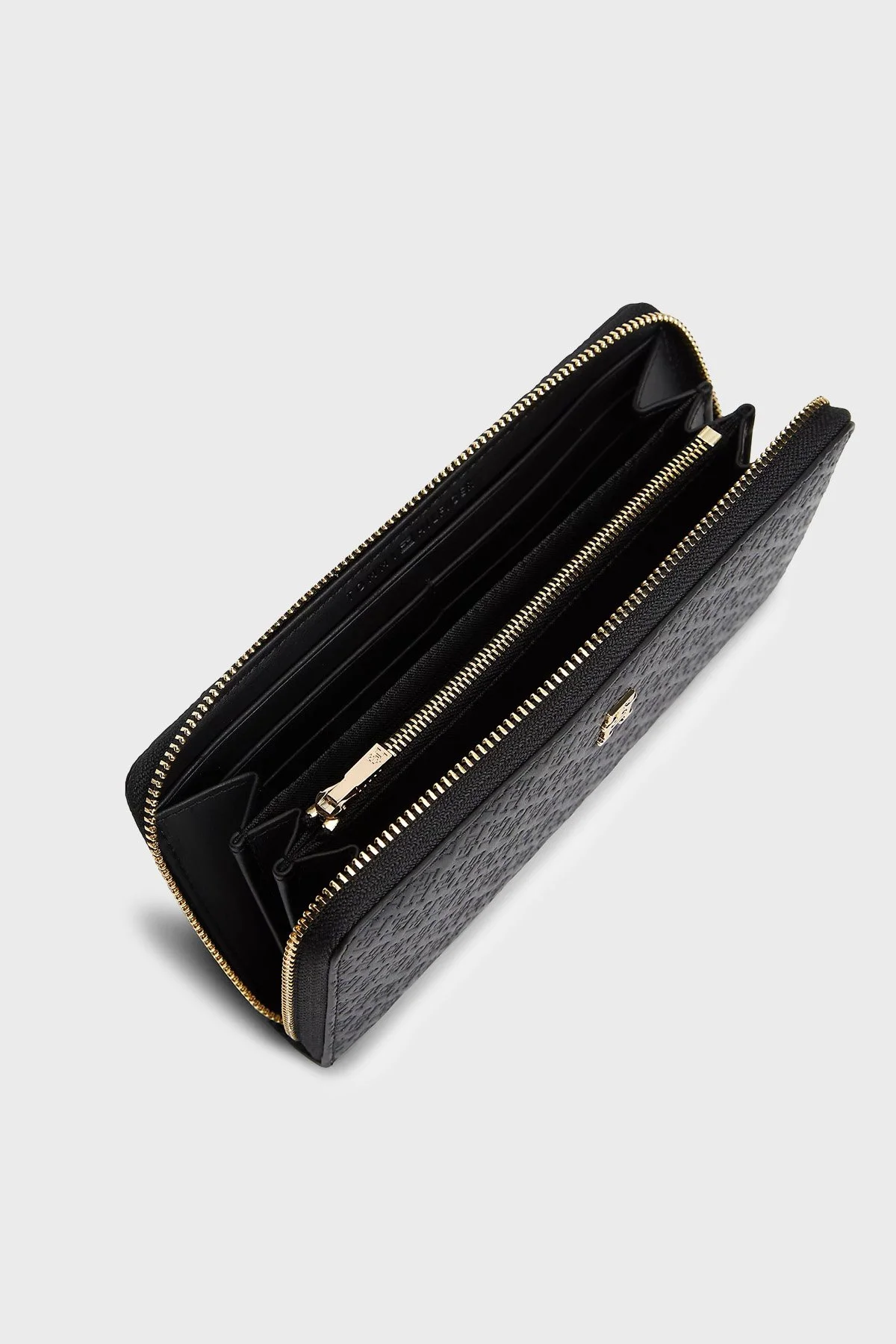 Tommy Hilfiger Kabartma Logolu Fermuarlı Kadın Cüzdan AW0AW18482 BDS SİYAH - 4