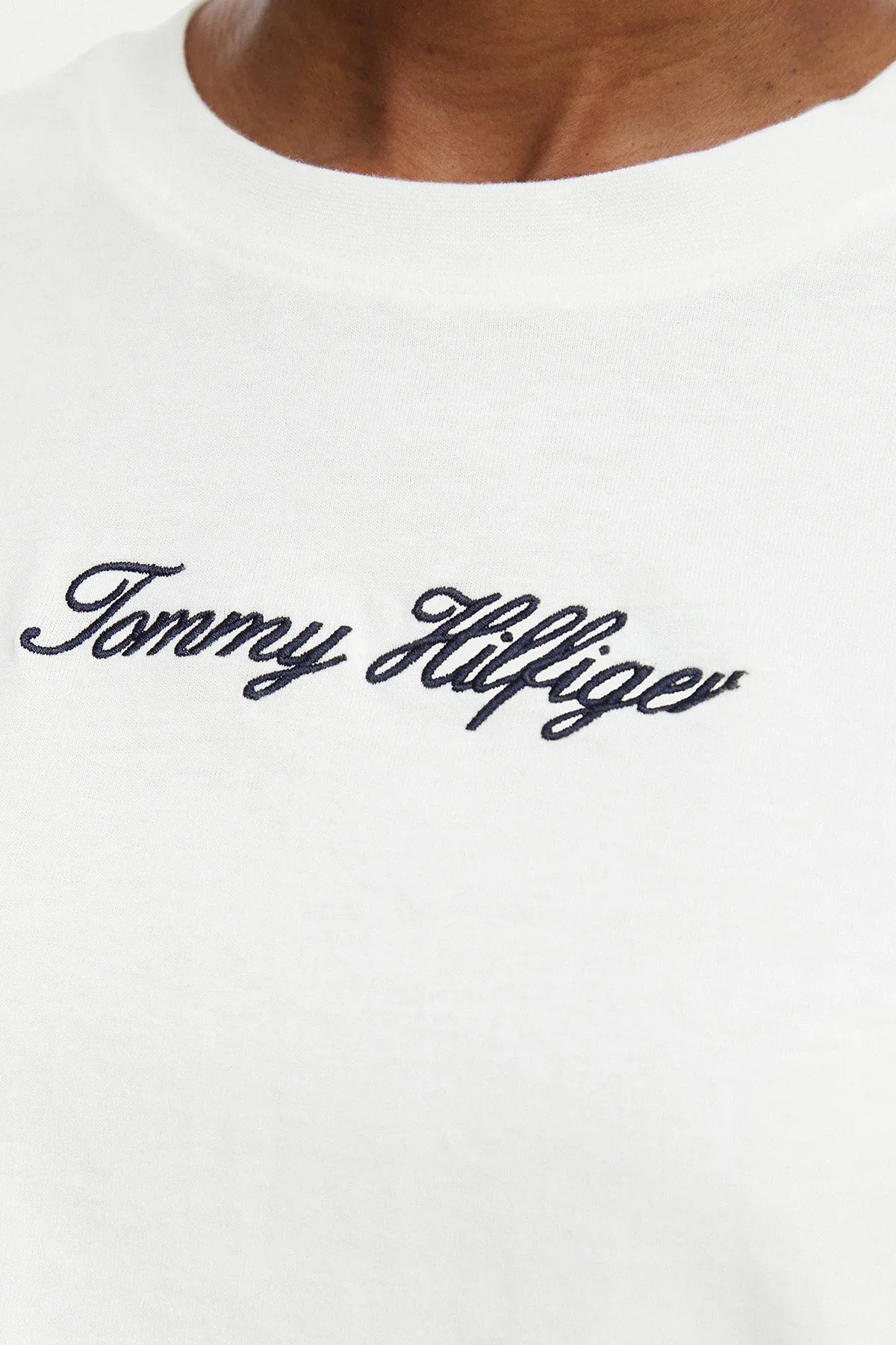 Tommy Hilfiger Kadın T Shirt WW0WW50948 YBL Beyaz - 4