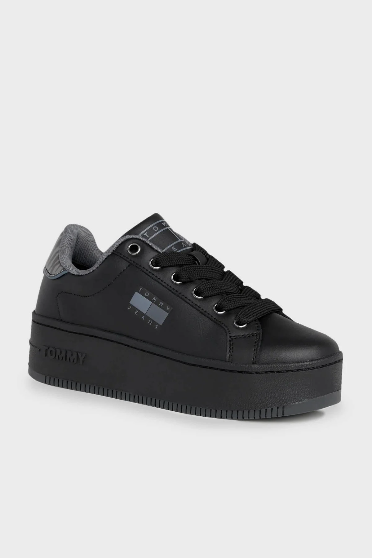 Tommy Jeans Kalın Taban Deri Sneaker Bayan Ayakkabı EN0EN02537 BDS SİYAH - 2