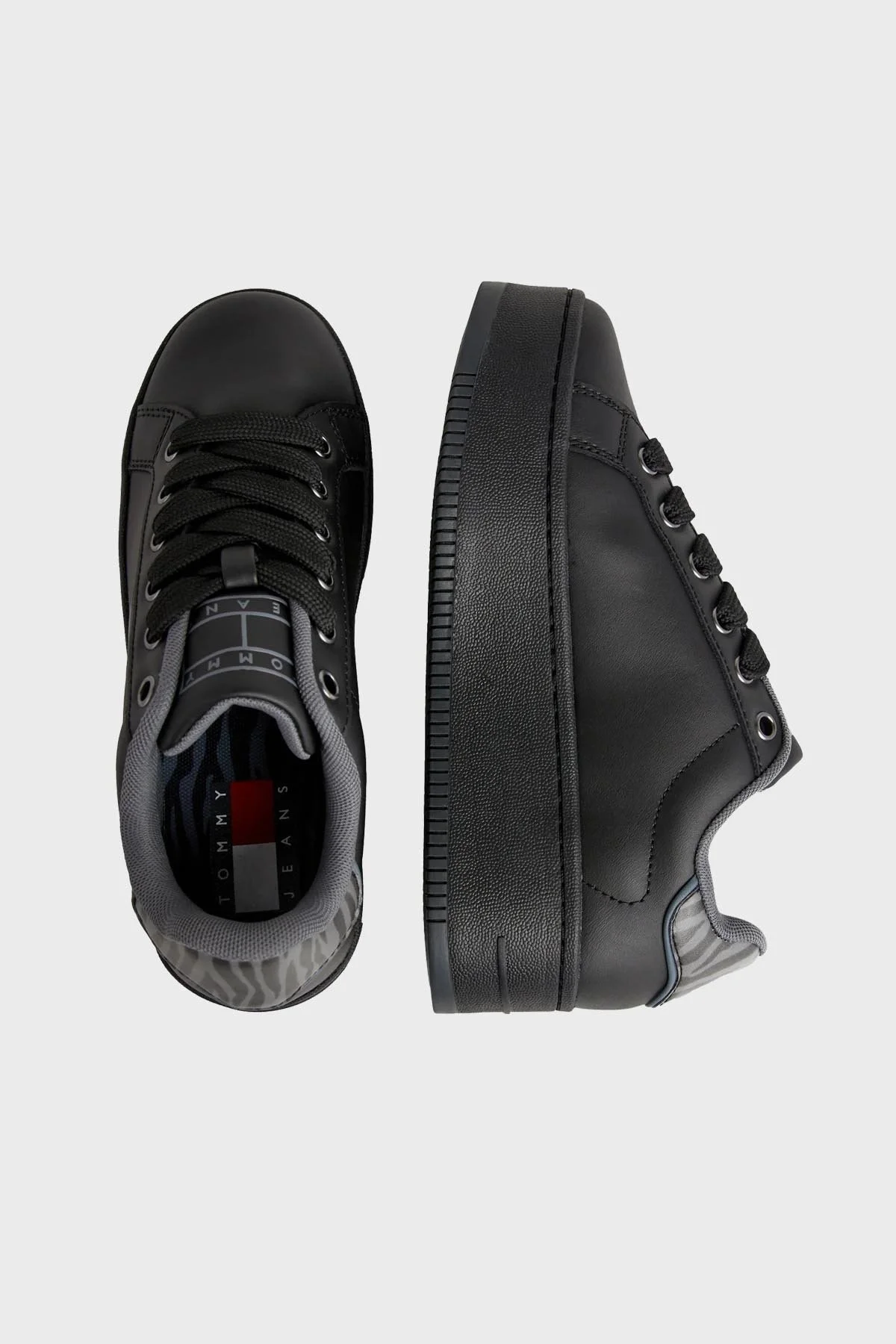 Tommy Jeans Kalın Taban Deri Sneaker Bayan Ayakkabı EN0EN02537 BDS SİYAH - 4