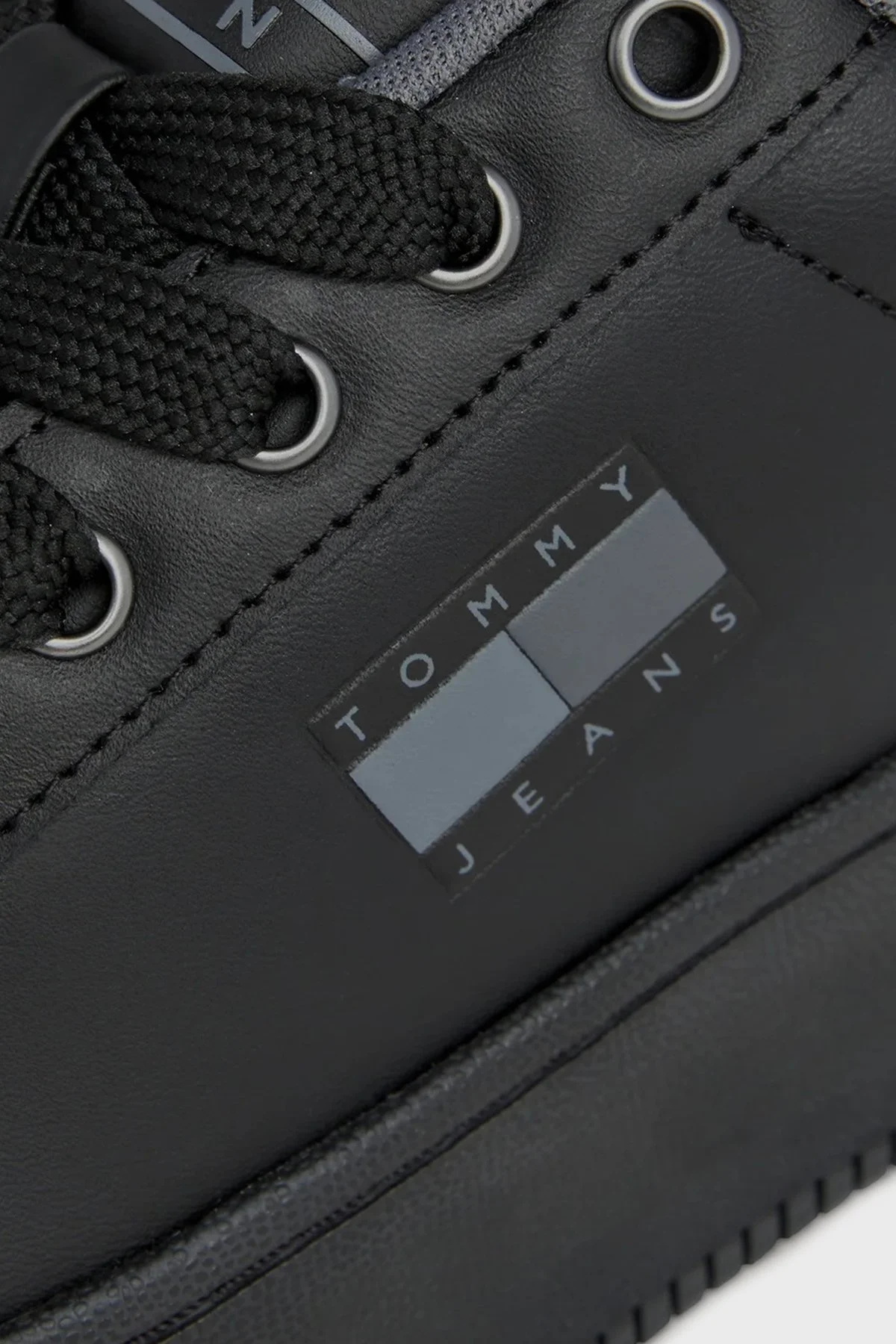 Tommy Jeans Kalın Taban Deri Sneaker Bayan Ayakkabı EN0EN02537 BDS SİYAH - 6