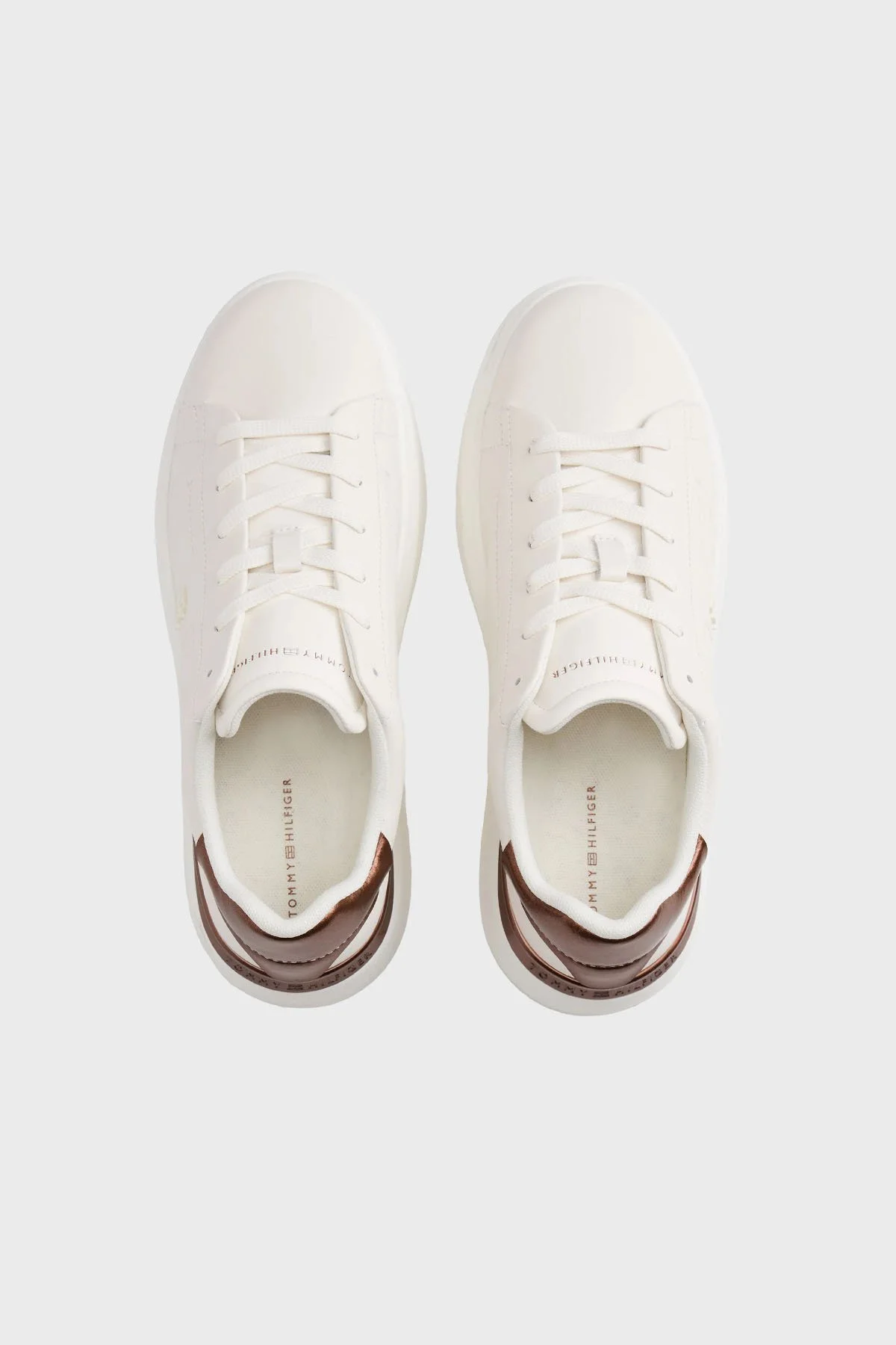 Tommy Hilfiger Kalın Tabanlı Deri Sneaker Kadın Ayakkabı FW0FW08817 YBH BEYAZ - 3
