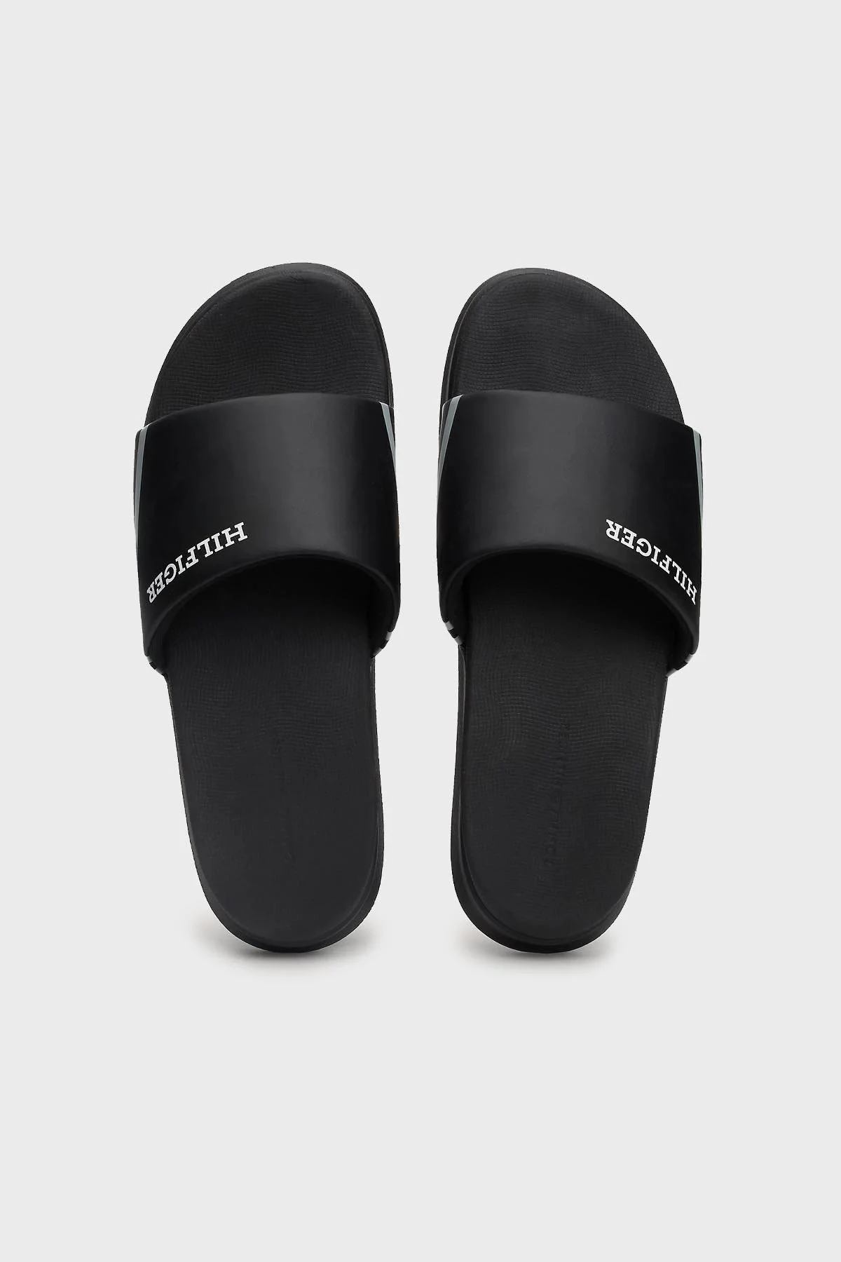 Tommy Hilfiger Kalın Tabanlı Erkek Terlik FM0FM05017 BDS SİYAH - 3