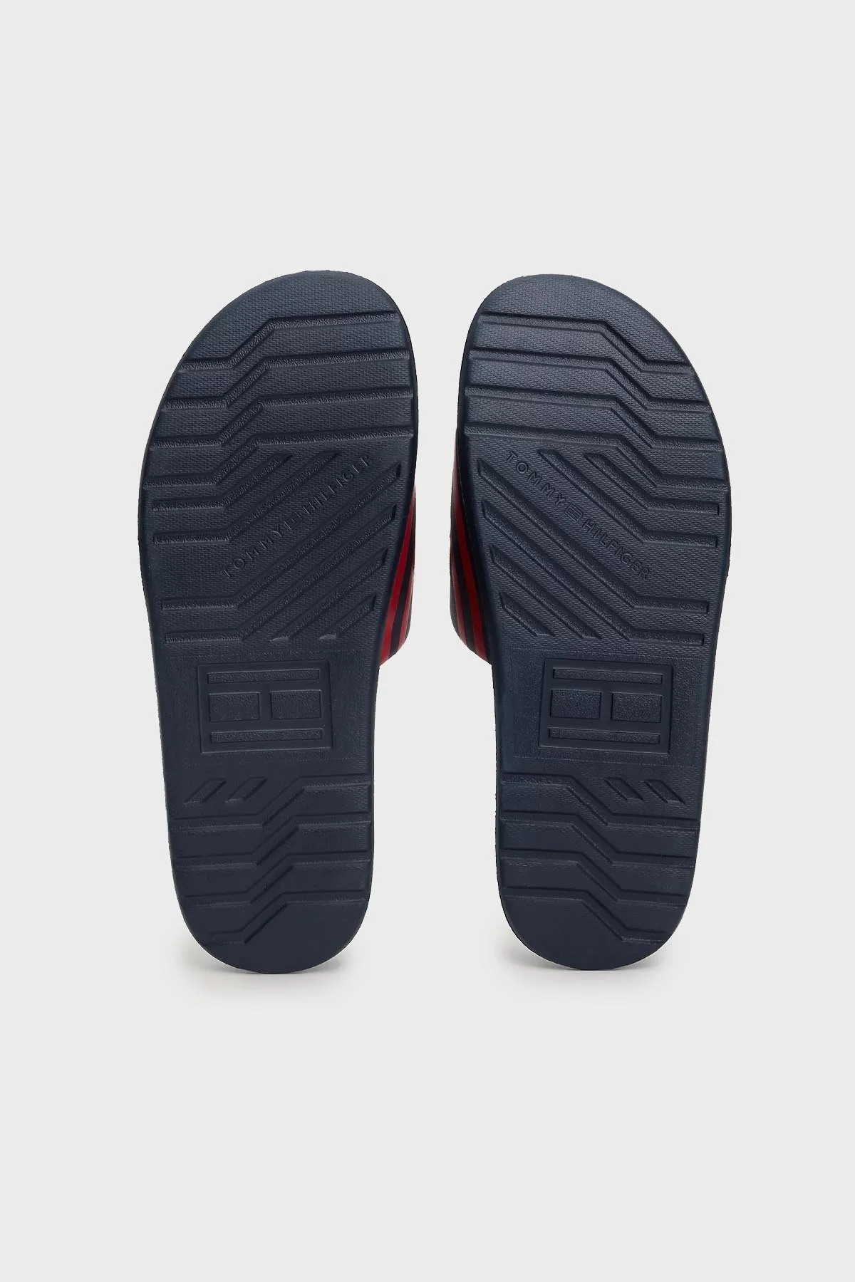 Tommy Hilfiger Kalın Tabanlı Erkek Terlik FM0FM05017 DW5 LACİVERT - 5