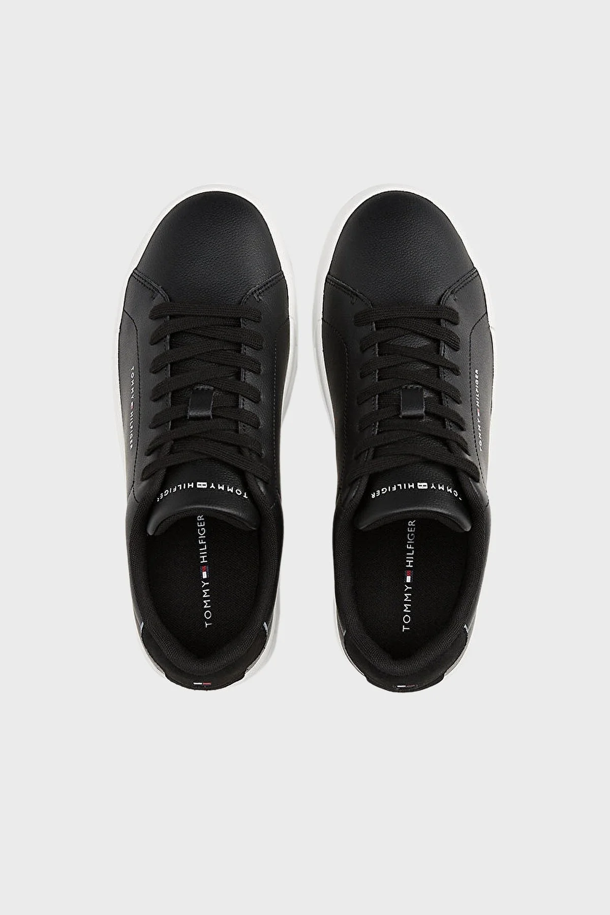 Tommy Hilfiger Kalın Tabanlı Logolu Sneaker Erkek Ayakkabı FM0FM05367 BDS SİYAH - 4