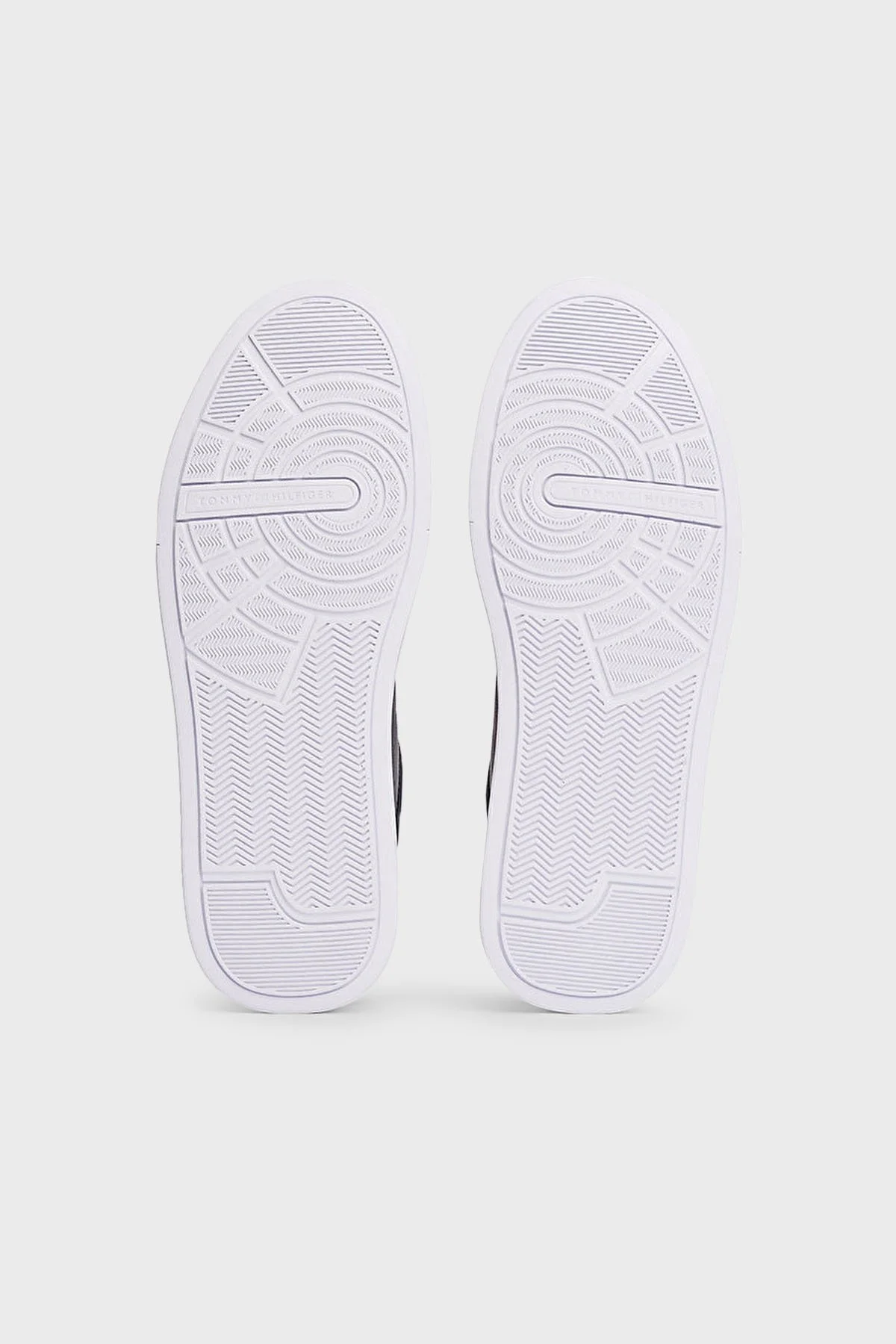 Tommy Hilfiger Kalın Tabanlı Logolu Sneaker Erkek Ayakkabı FM0FM05367 DW5 LACİVERT - 6