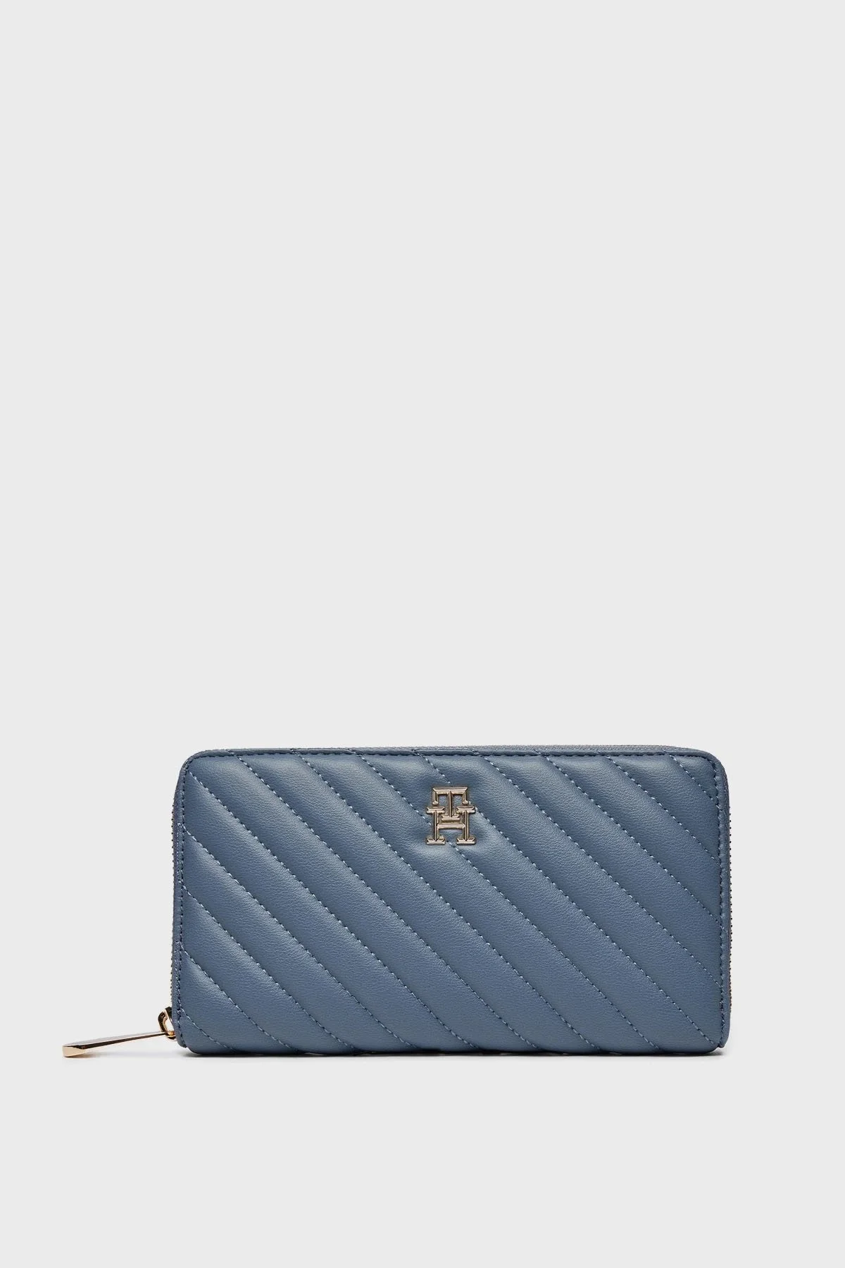 Tommy Hilfiger Kapitoneli Fermuarlı Bayan Cüzdan AW0AW17018 C0Z MAVİ - 1