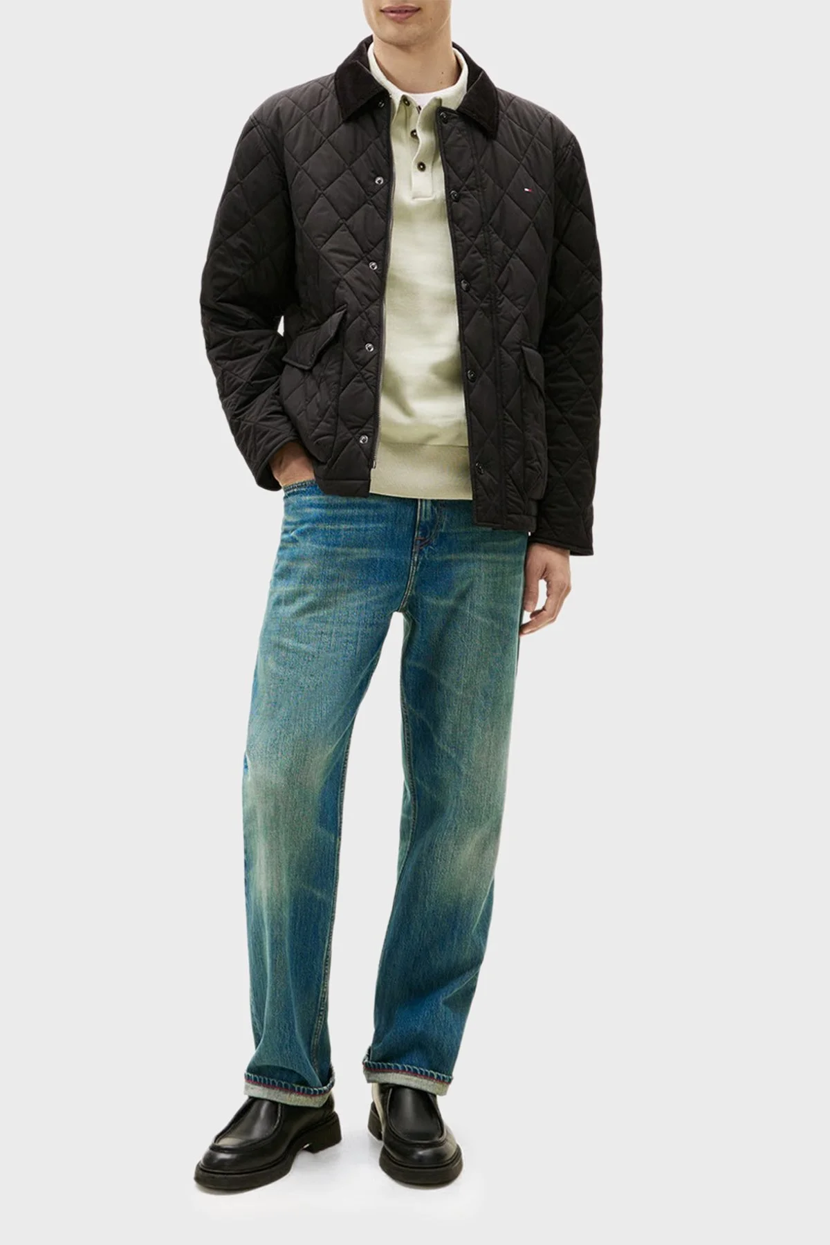 Tommy Hilfiger Kapitoneli Oversize Kadife Yaka Detaylı Erkek Mont MW0MW41768 BDS SİYAH - 2