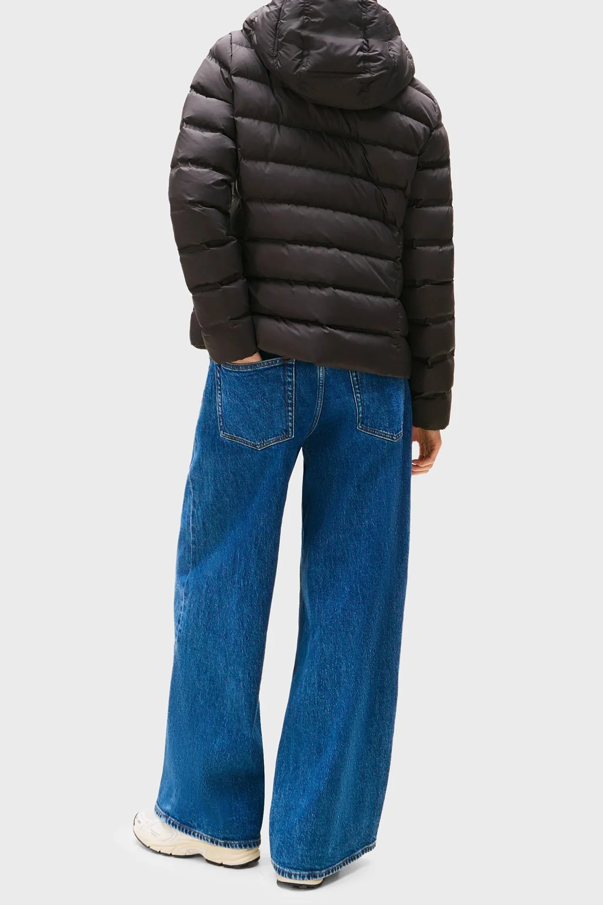 Tommy Hilfiger Kapitoneli Regular Fit Kapüşonlu Su İtici Bayan Mont DW0DW21617 BDS SİYAH - 3