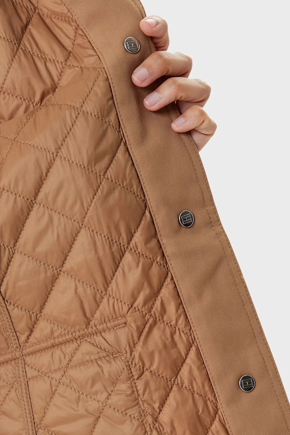 Tommy Hilfiger Kapitoneli Regular Fit Klasik Yaka Dolgulu Bayan Mont WW0WW45641 GWA KAHVE - 5