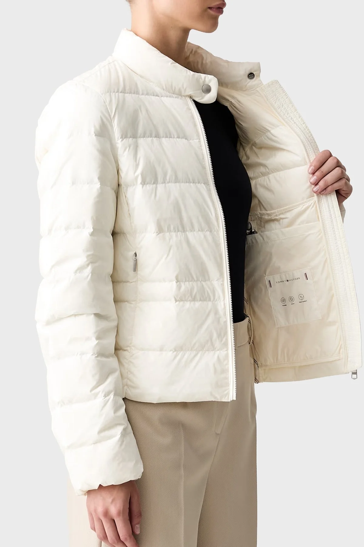 Tommy Hilfiger Kapitoneli Su İtici Dik Yaka Kadın Mont WW0WW51094 YA8 Beyaz - 7