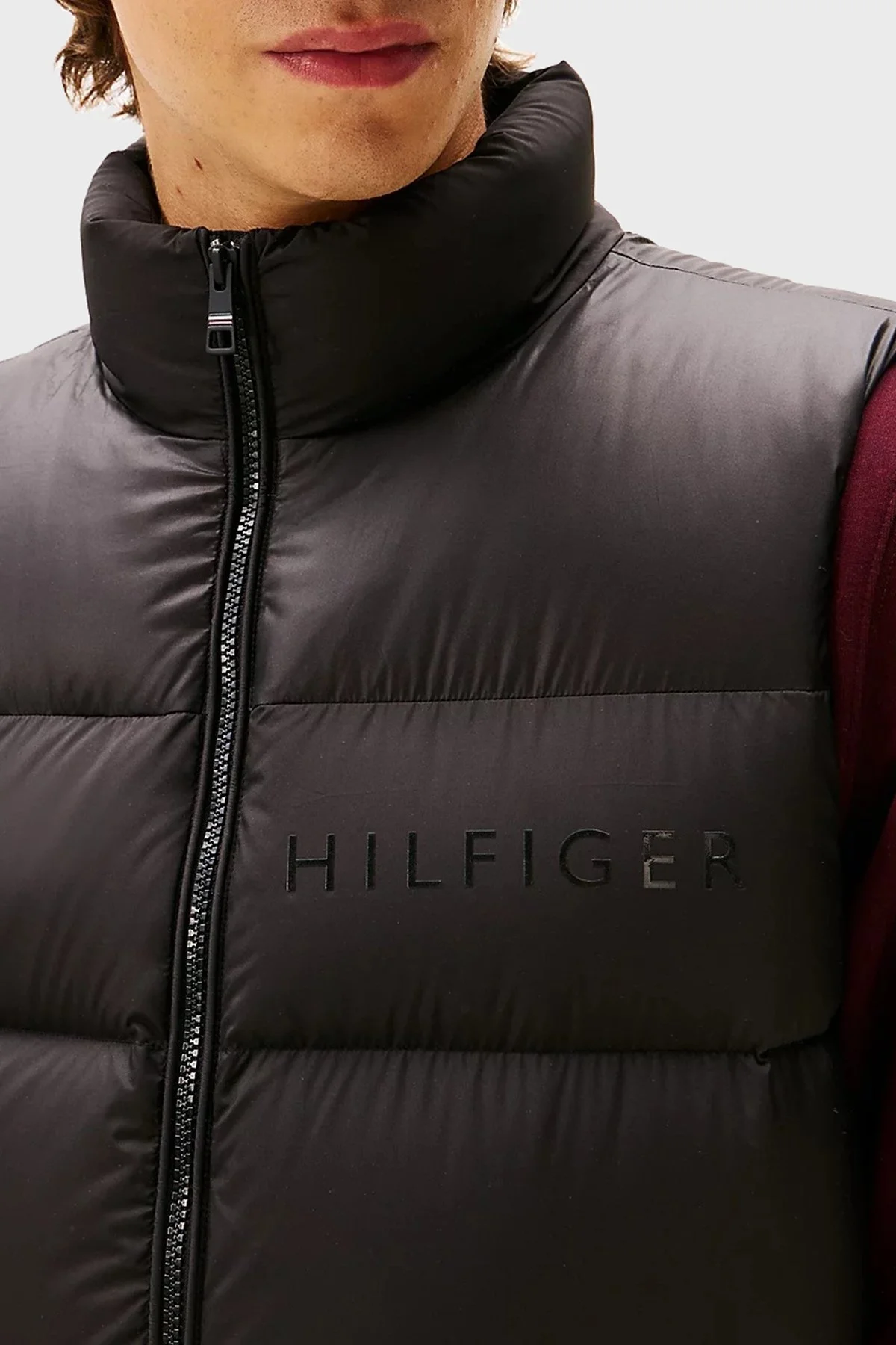 Tommy Hilfiger Kapitoneli Su İtici Regular Fit Dik Yaka Şişme Erkek Yelek MW0MW41360 BDS SİYAH - 4