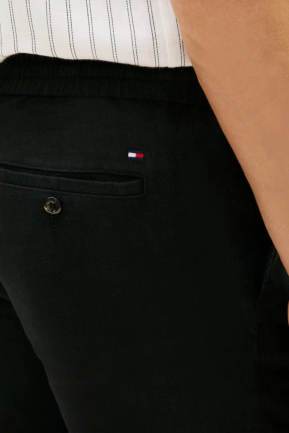 Tommy Hilfiger Keten Tapered Fit Daralan Paça Chino Erkek Pantolon MW0MW42336 BDS SİYAH - 4